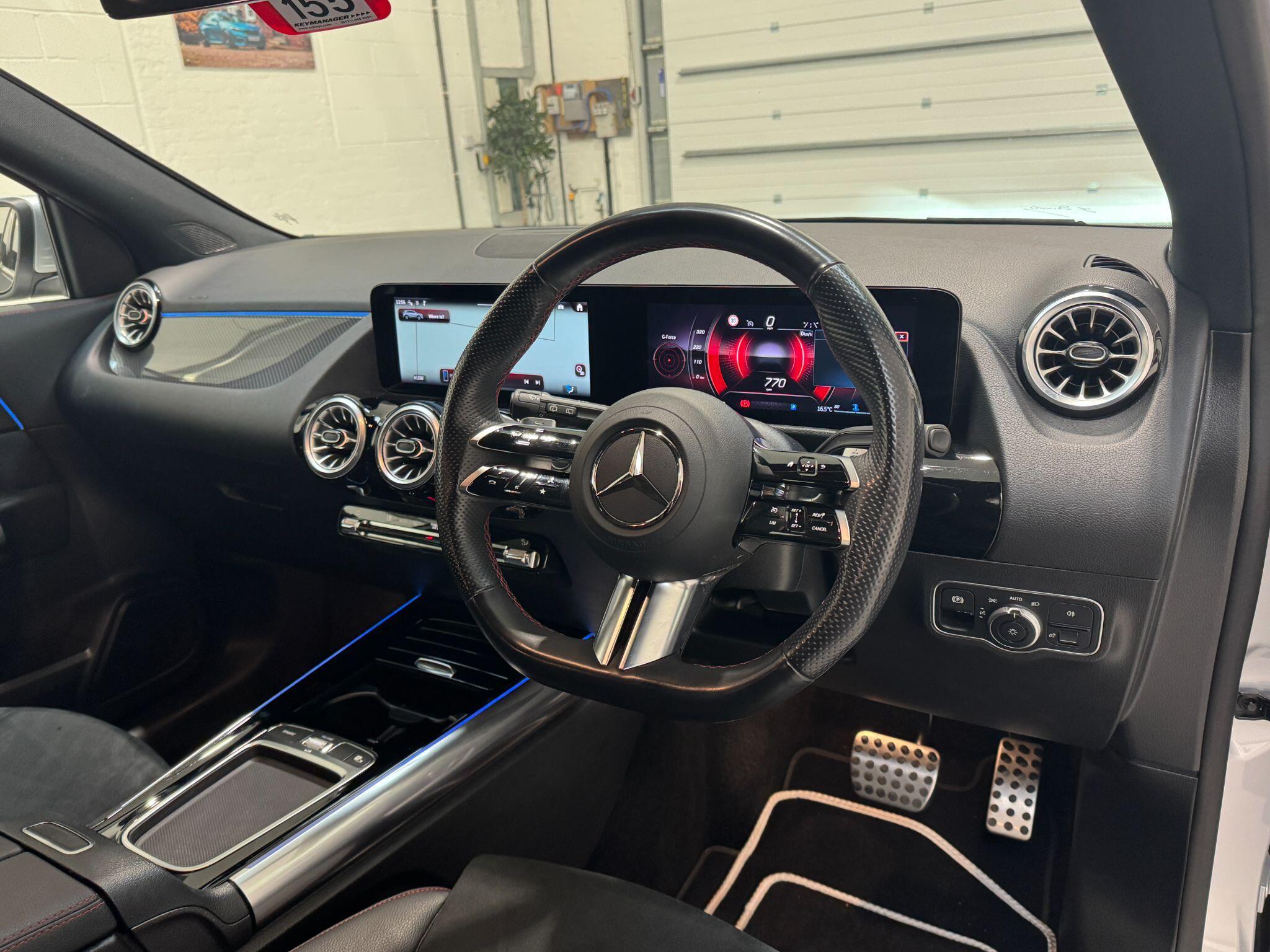 Mercedes GLA - Image 16