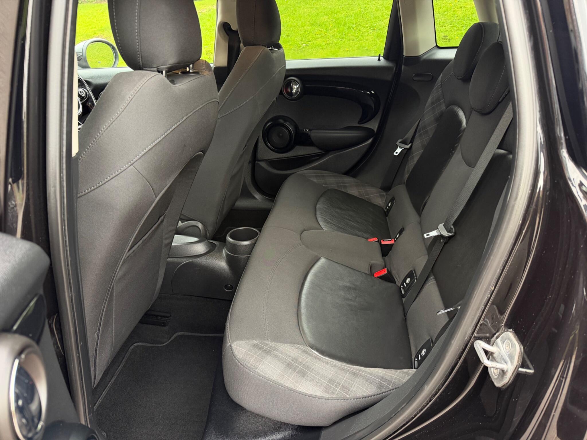 MINI Hatch - Image 49