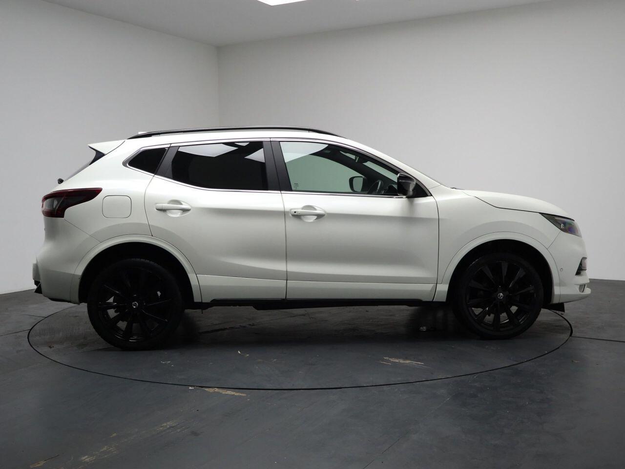 Nissan Qashqai - Image 14