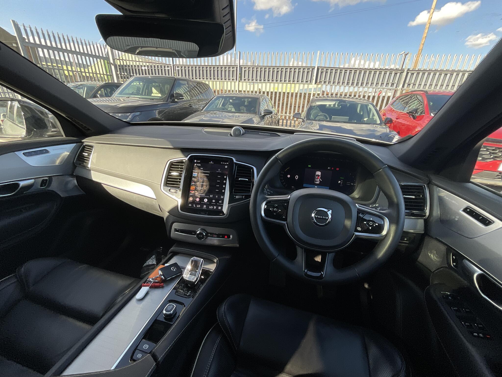 Volvo XC90 - Image 6