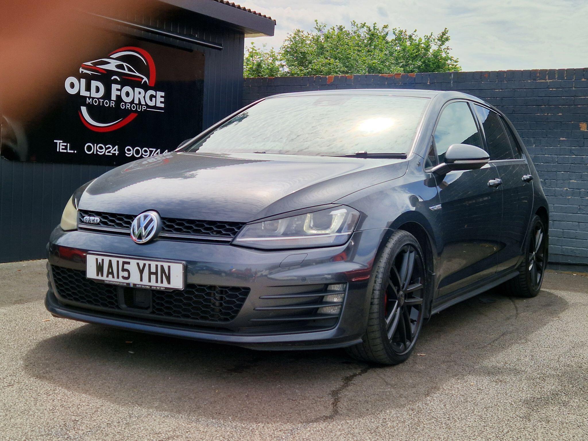 Volkswagen Golf - Image 18