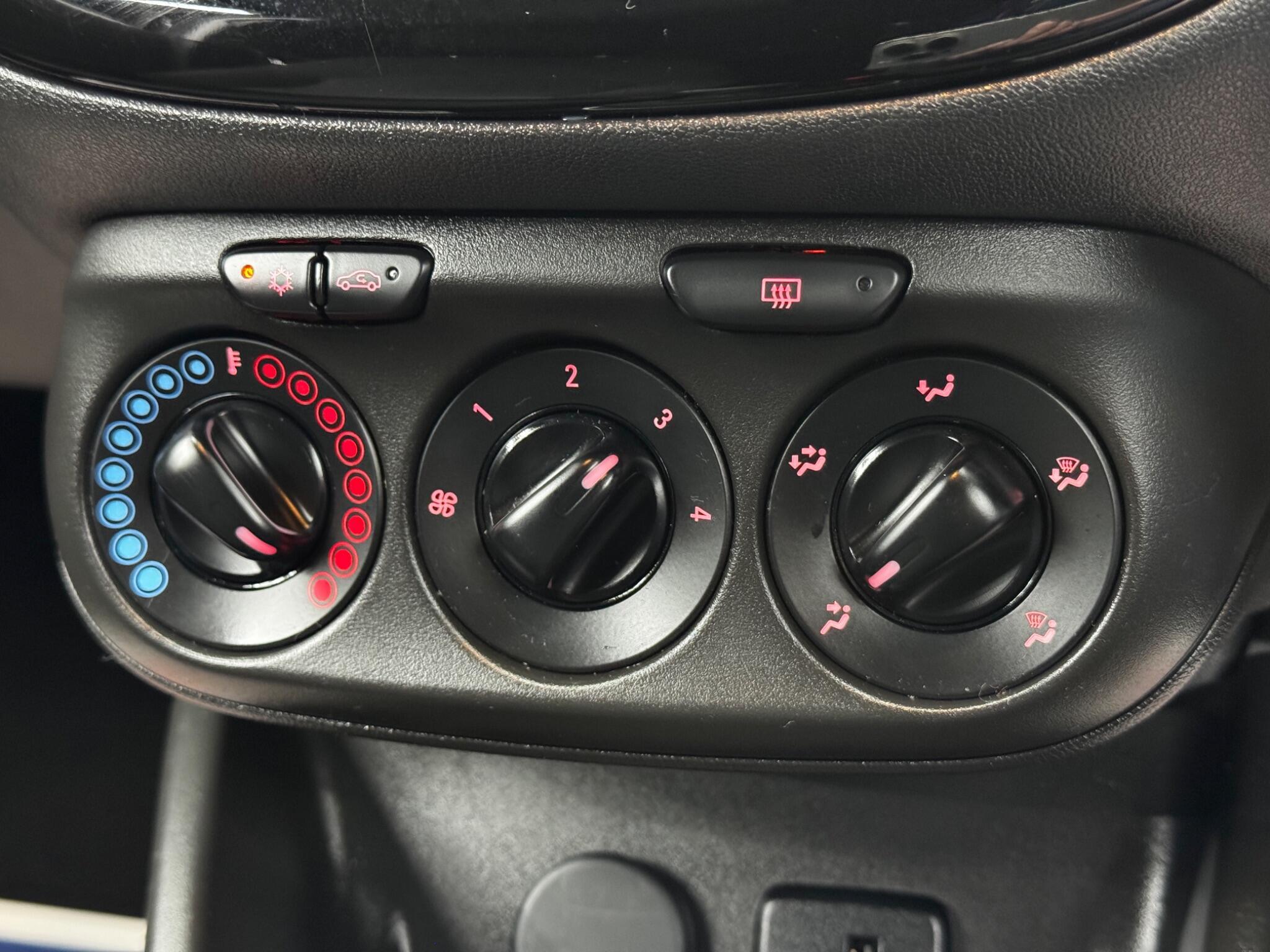 Vauxhall Corsa - Image 25