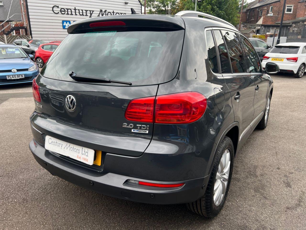 Volkswagen Tiguan - Image 7