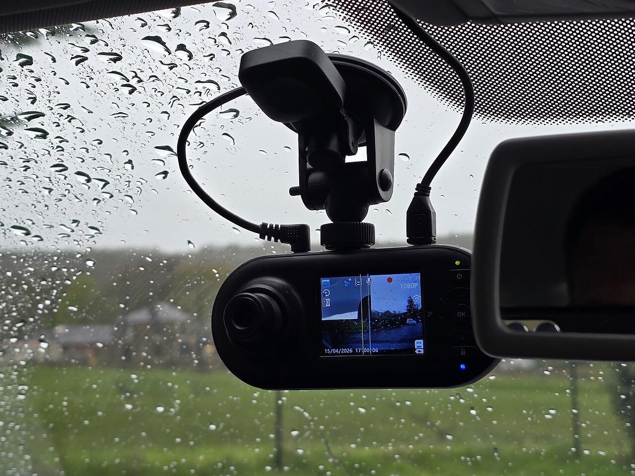 Volkswagen Golf - Image 11