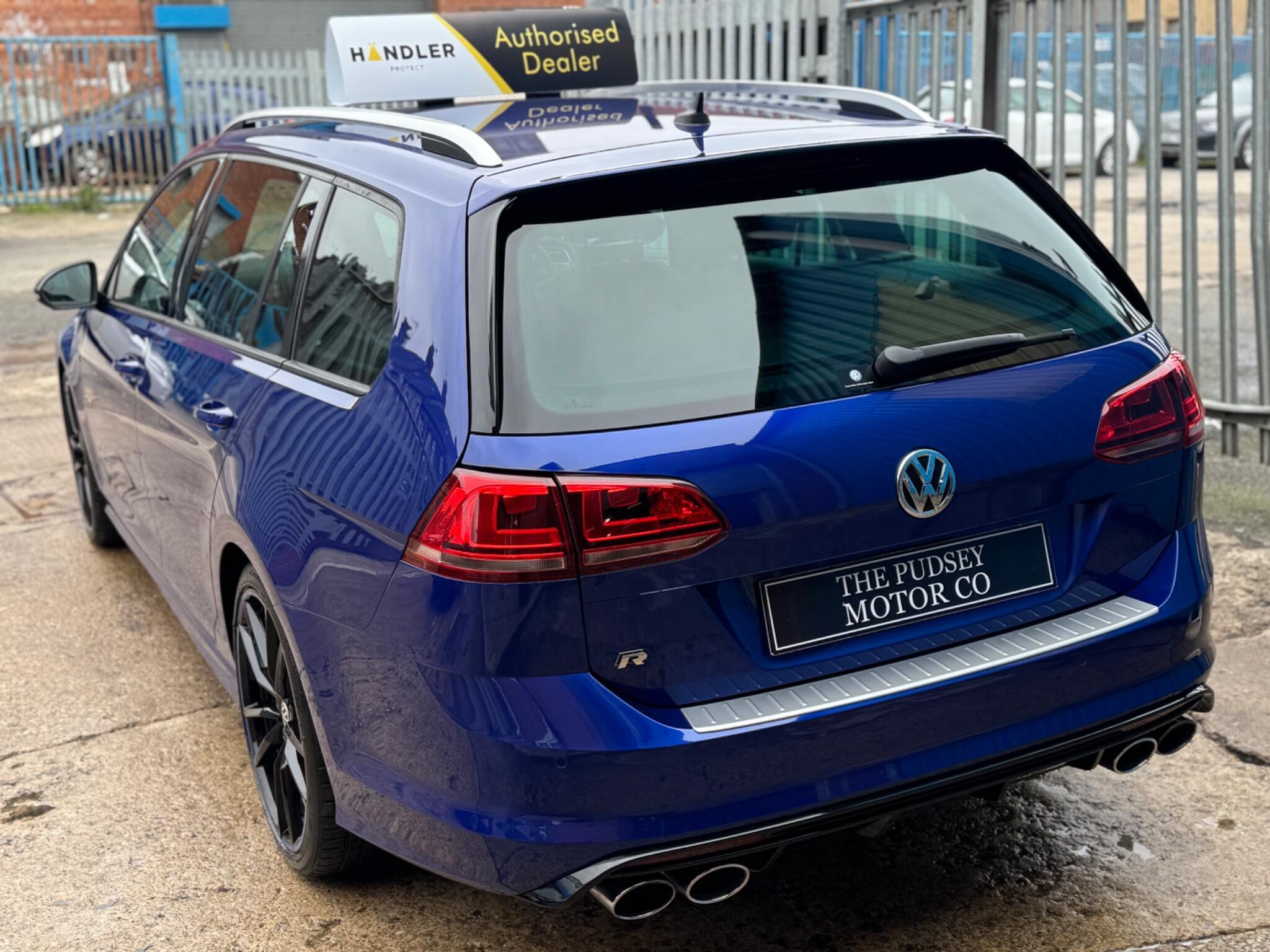 Volkswagen Golf - Image 10