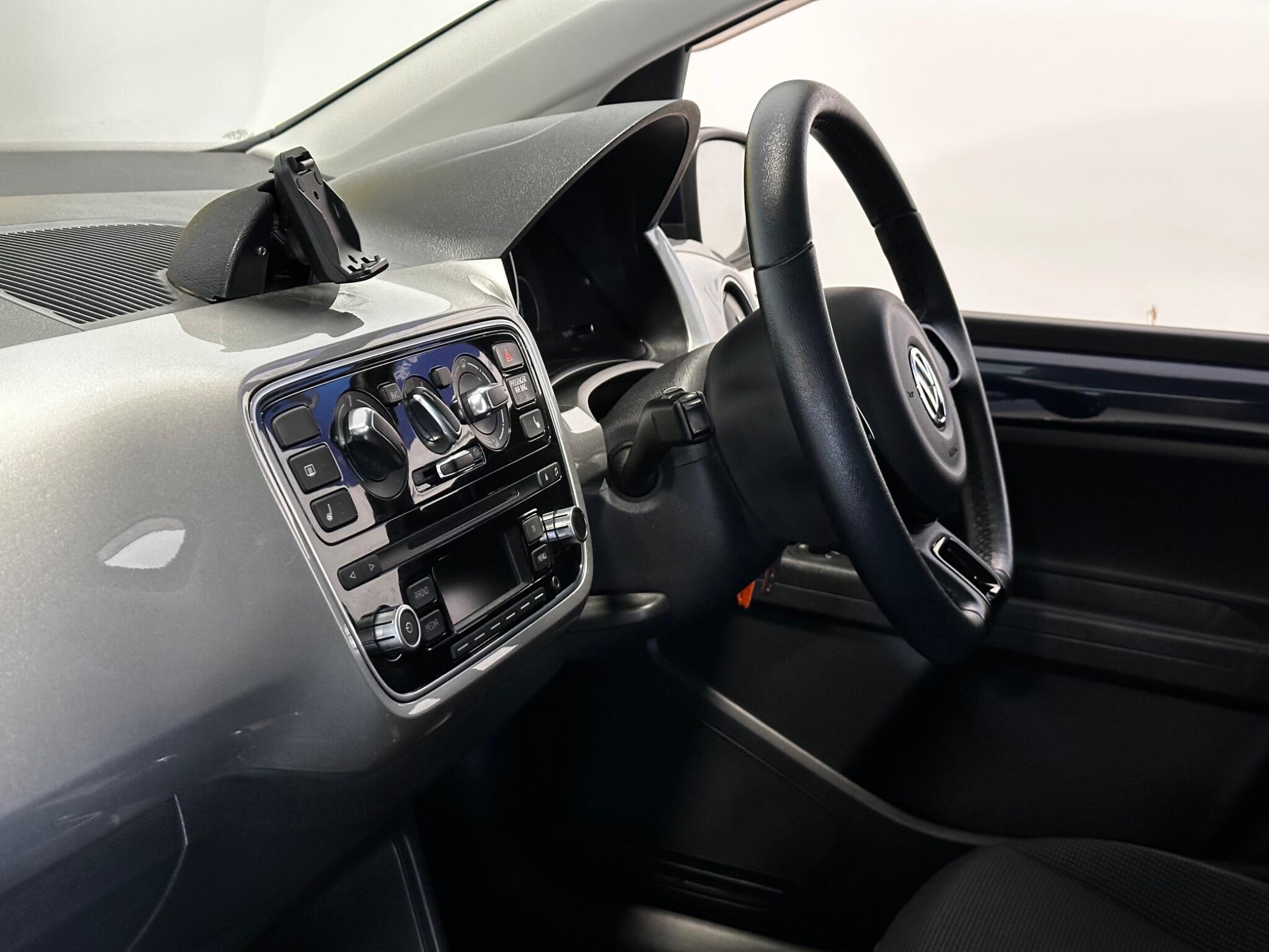 Volkswagen up! - Image 20