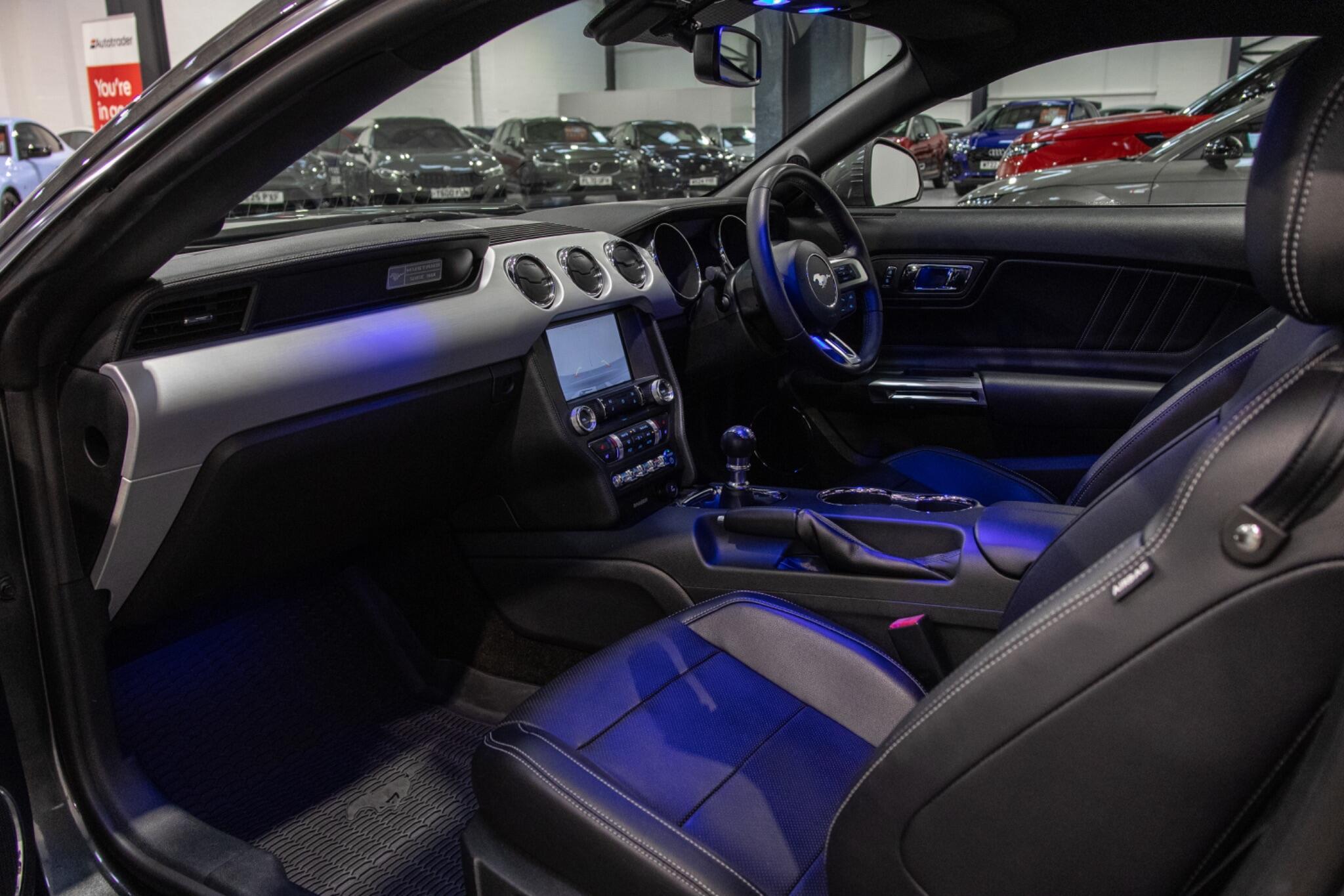 Ford Mustang - Image 14