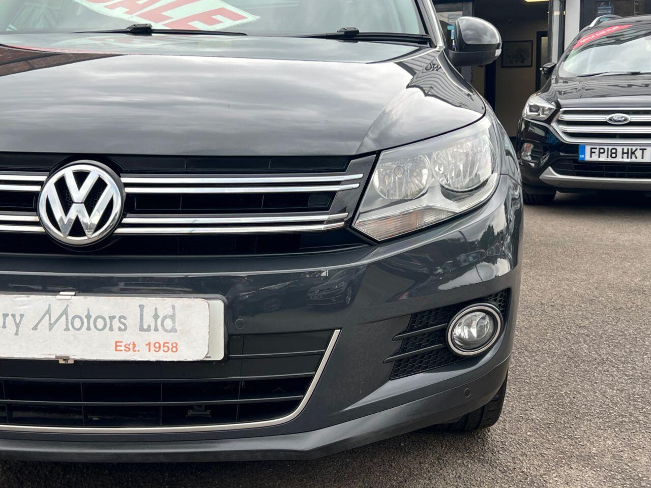 Volkswagen Tiguan - Image 12