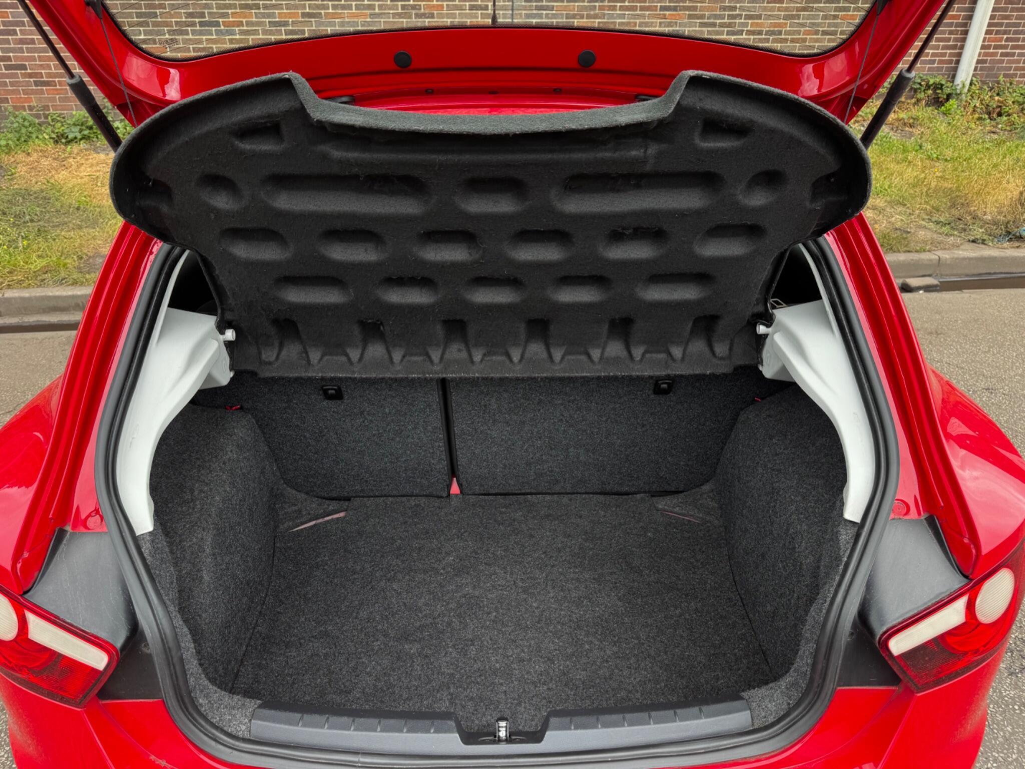SEAT Ibiza - Image 19