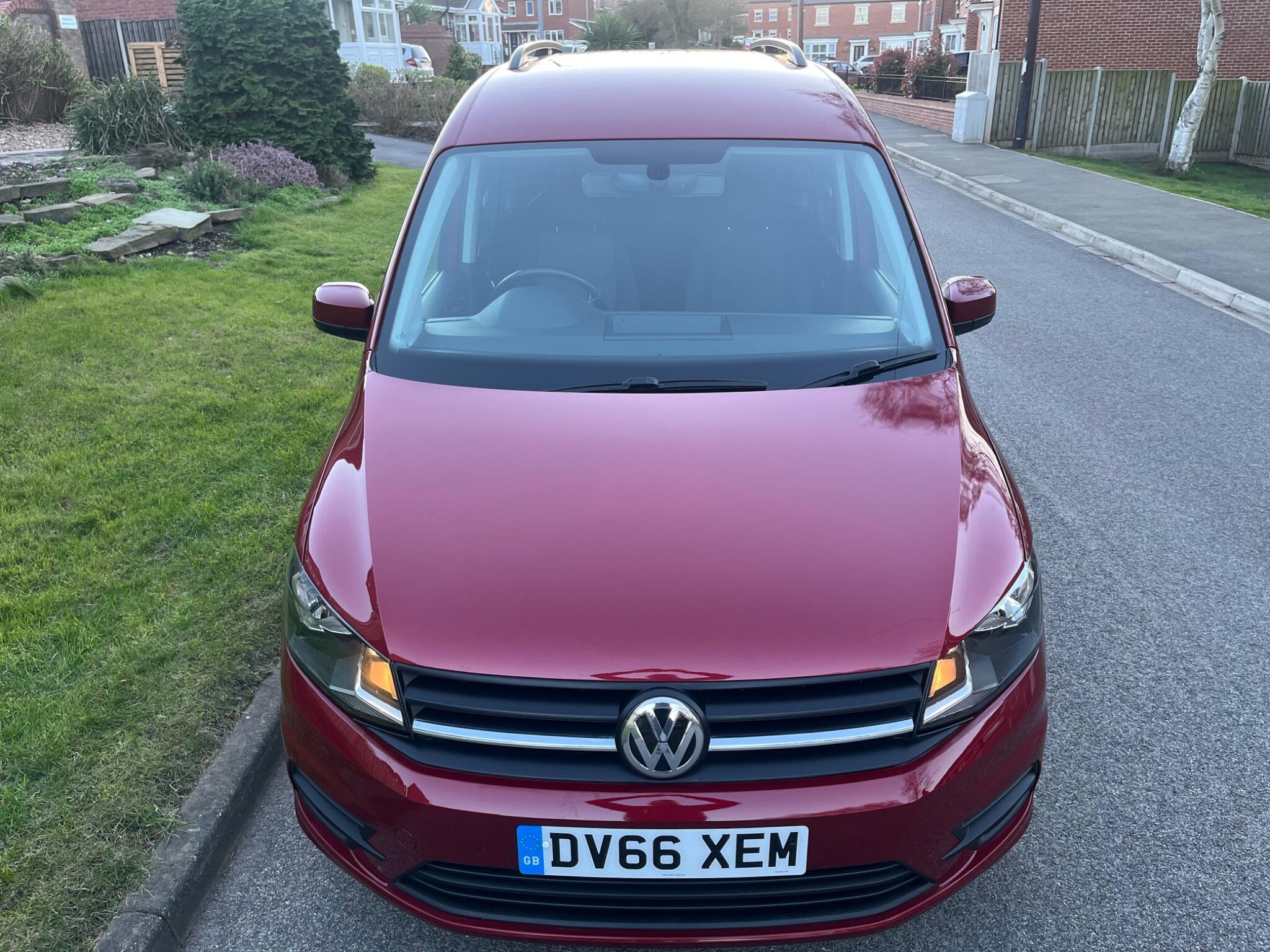 Volkswagen Caddy Life - Image 20