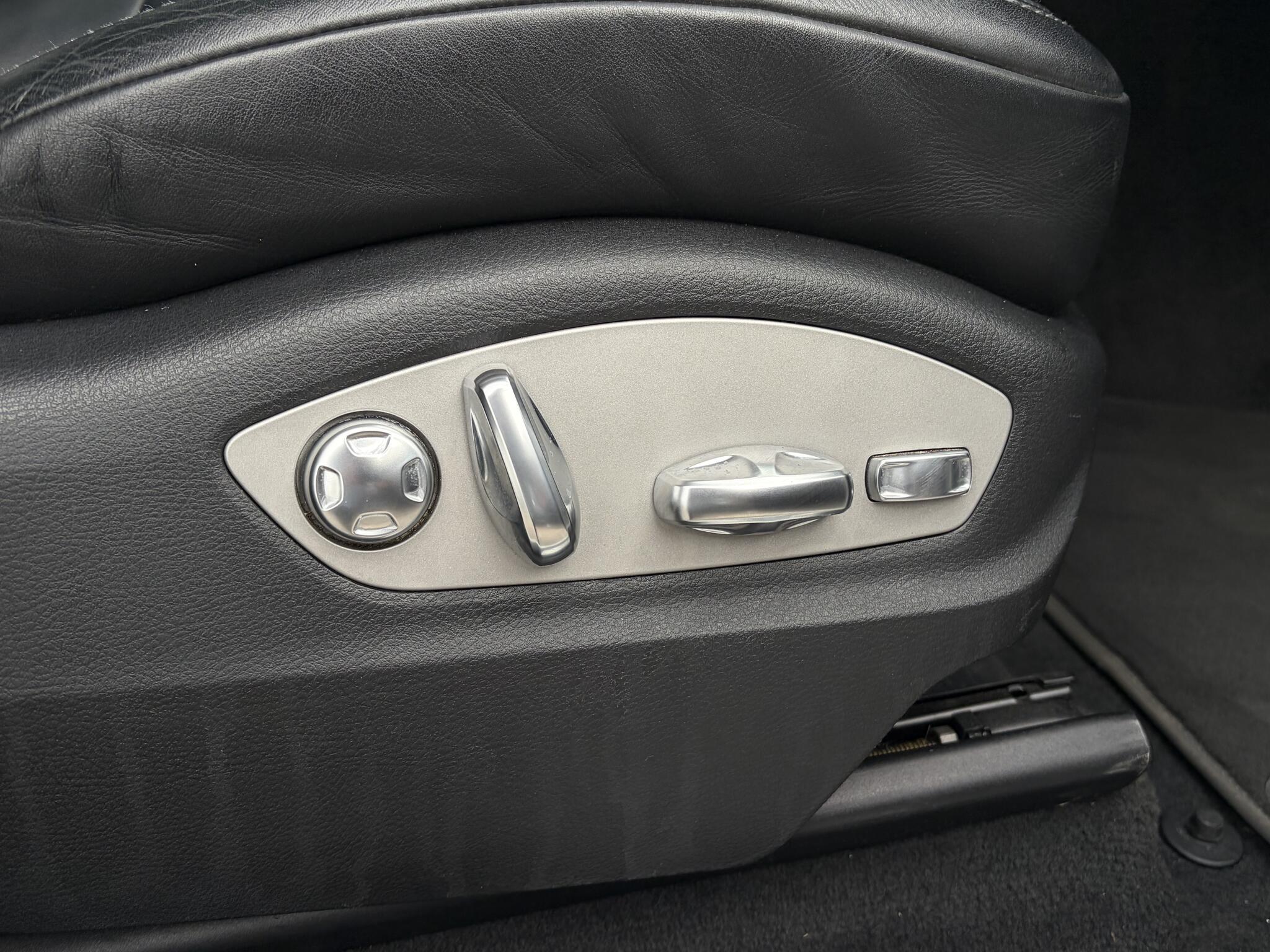 Porsche Macan - Image 10