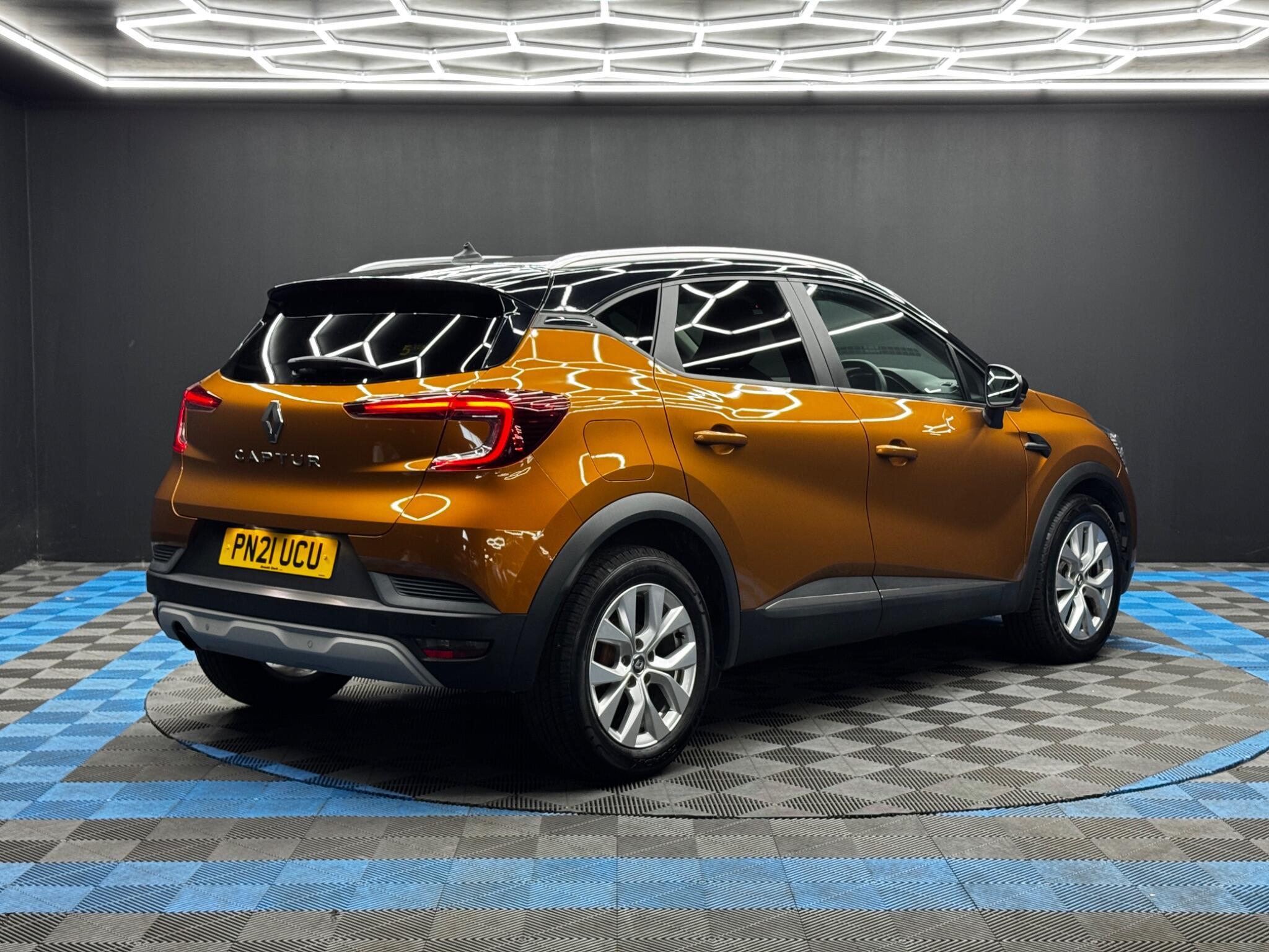 Renault Captur - Image 5