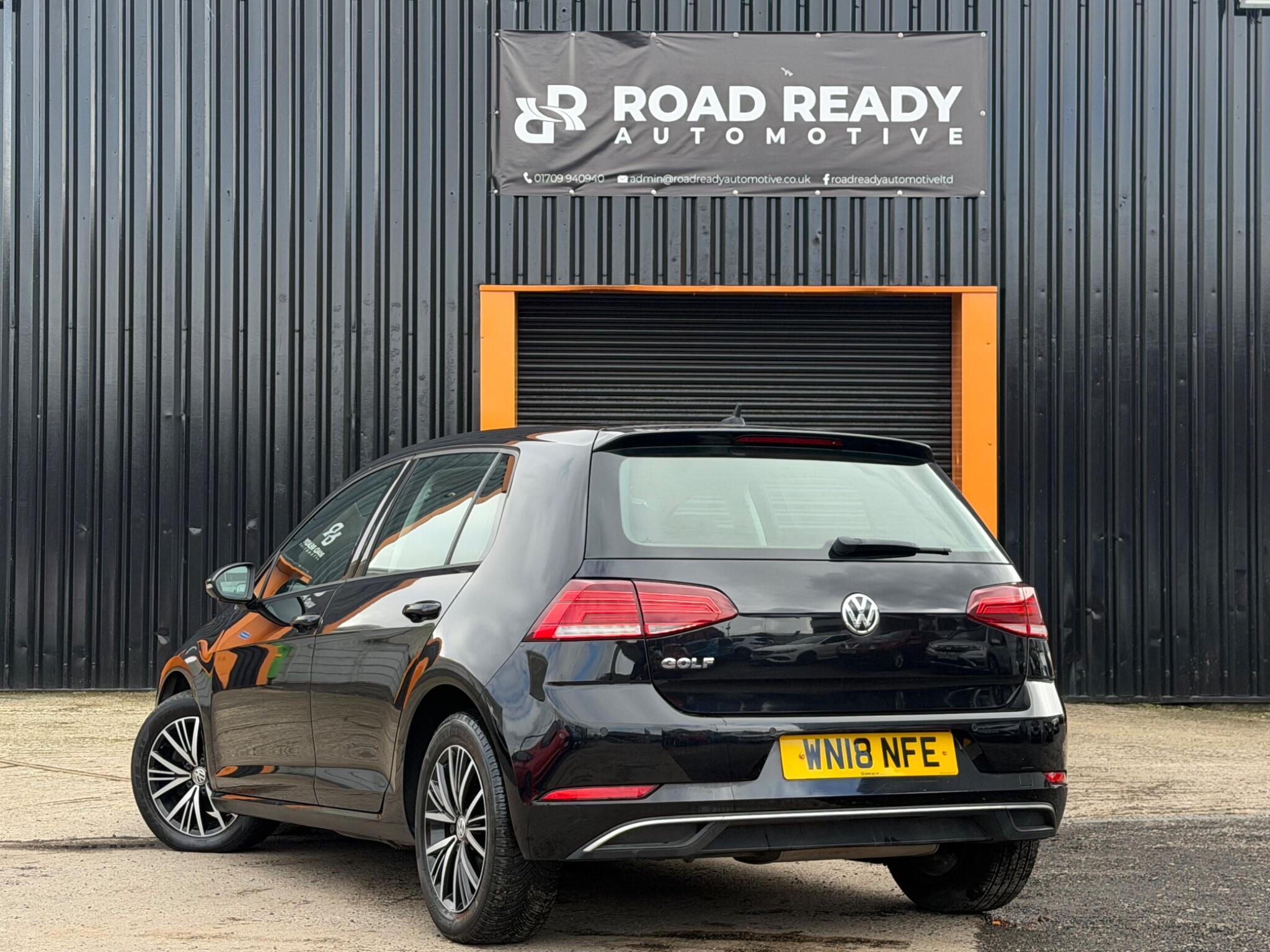 Volkswagen Golf - Image 5