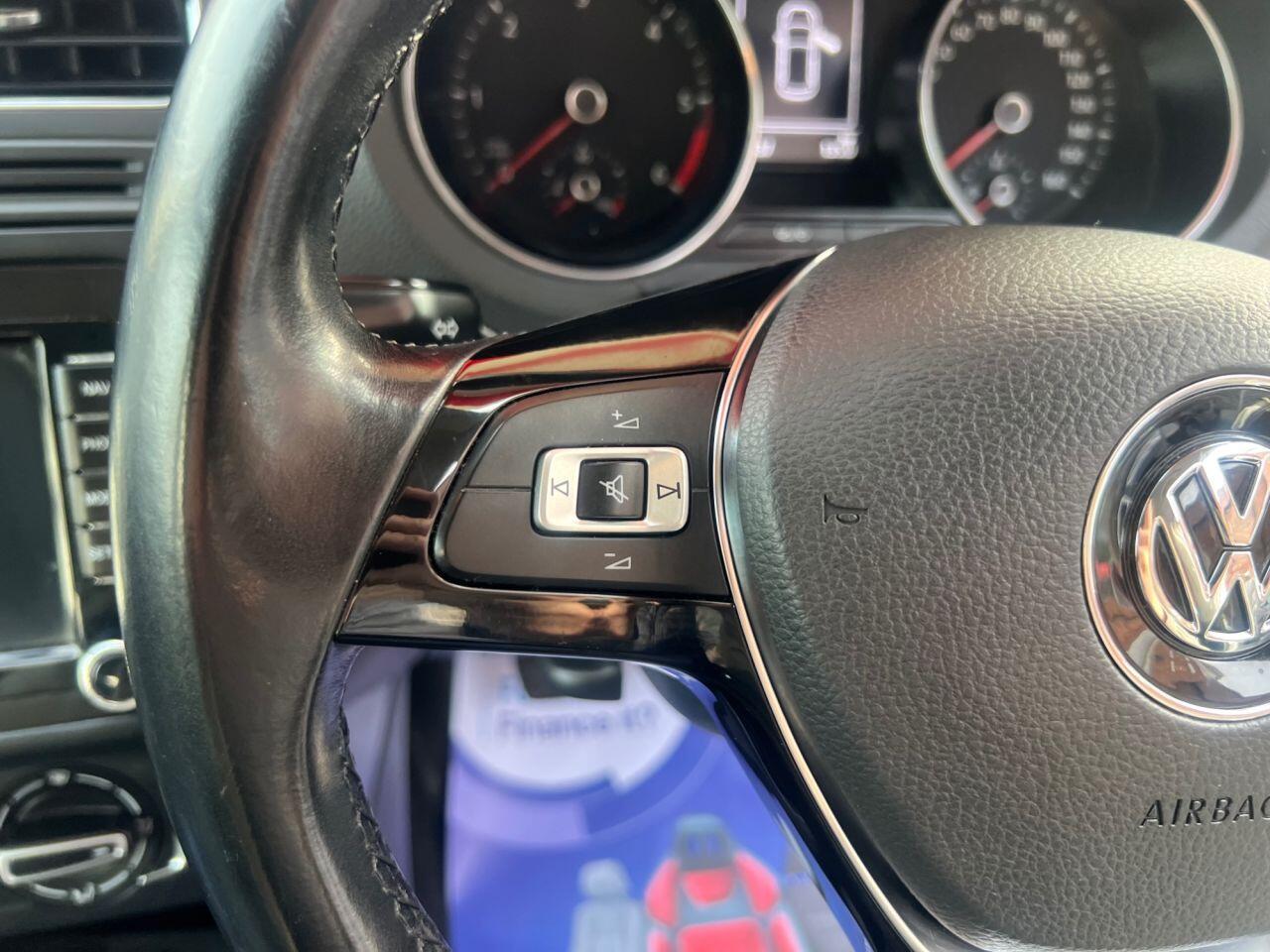 Volkswagen Polo - Image 35