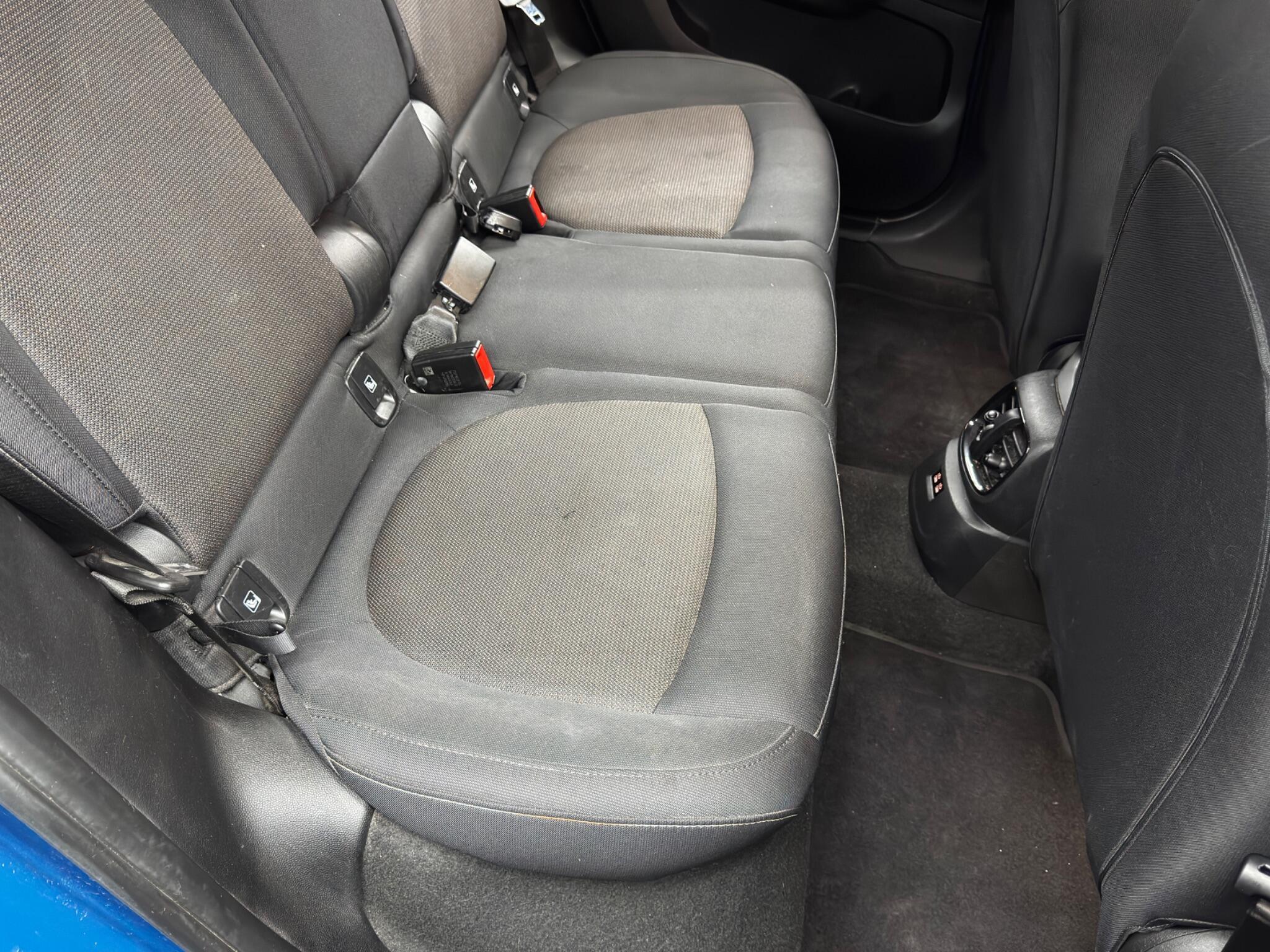 MINI Countryman - Image 15