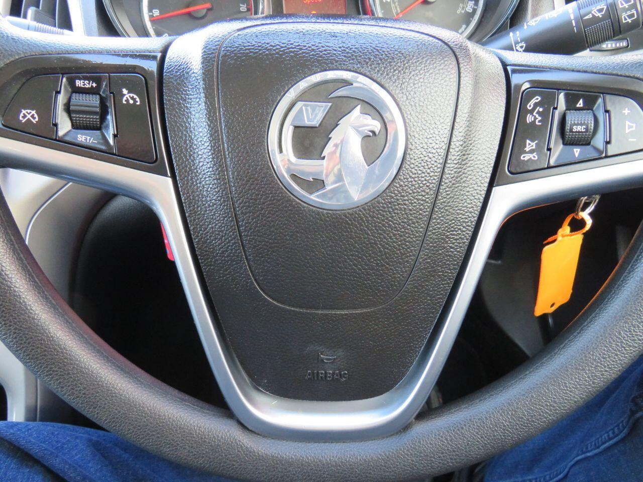 Vauxhall Astra - Image 16