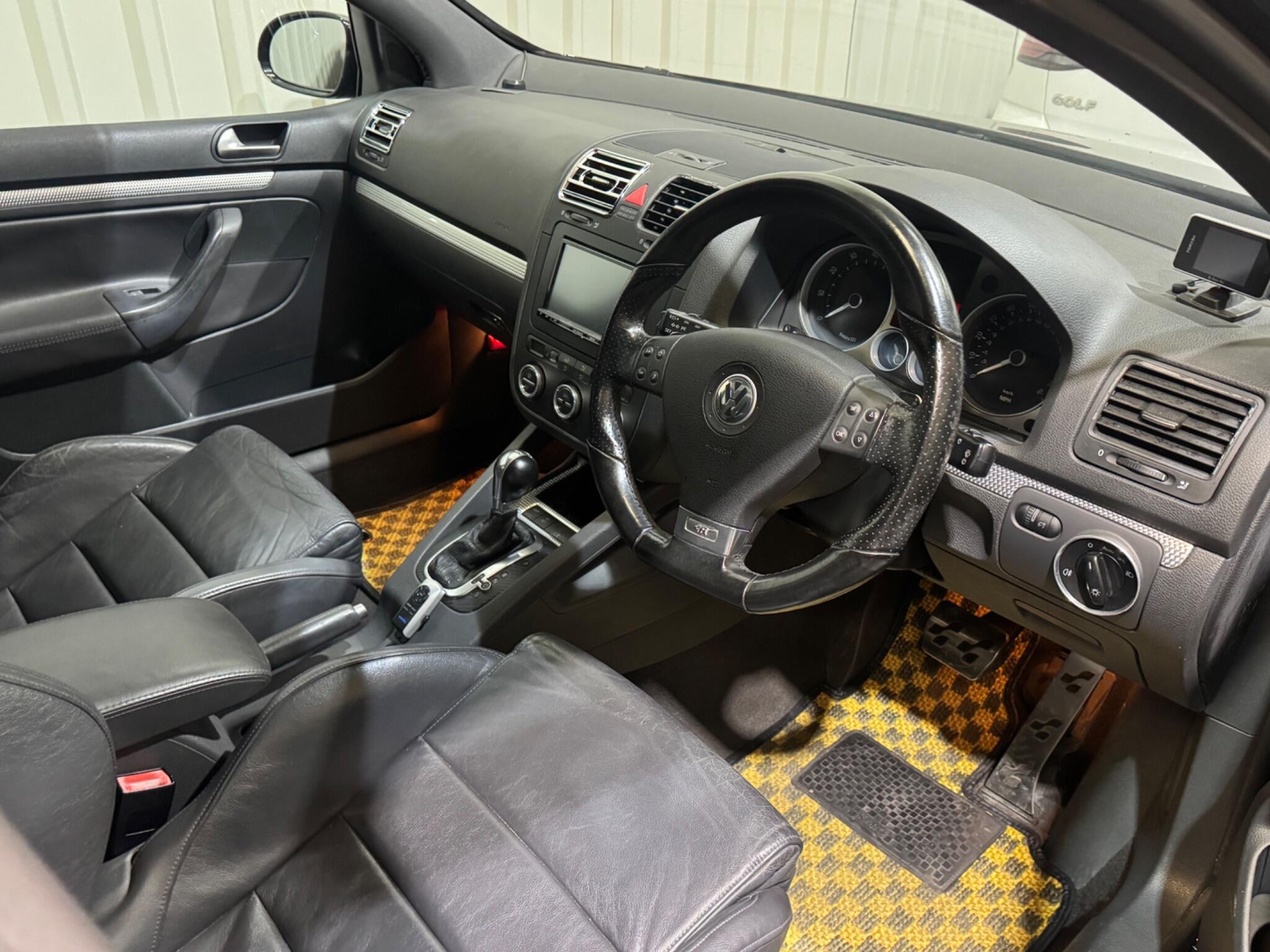 Volkswagen Golf - Image 5