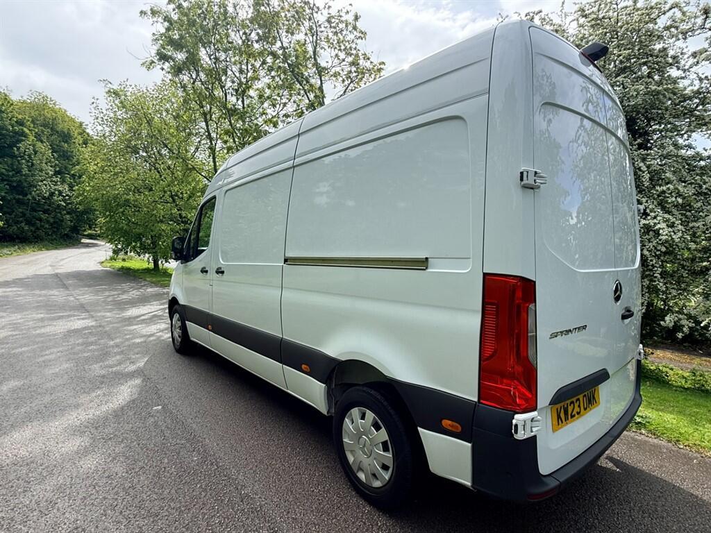 Mercedes Sprinter - Image 10