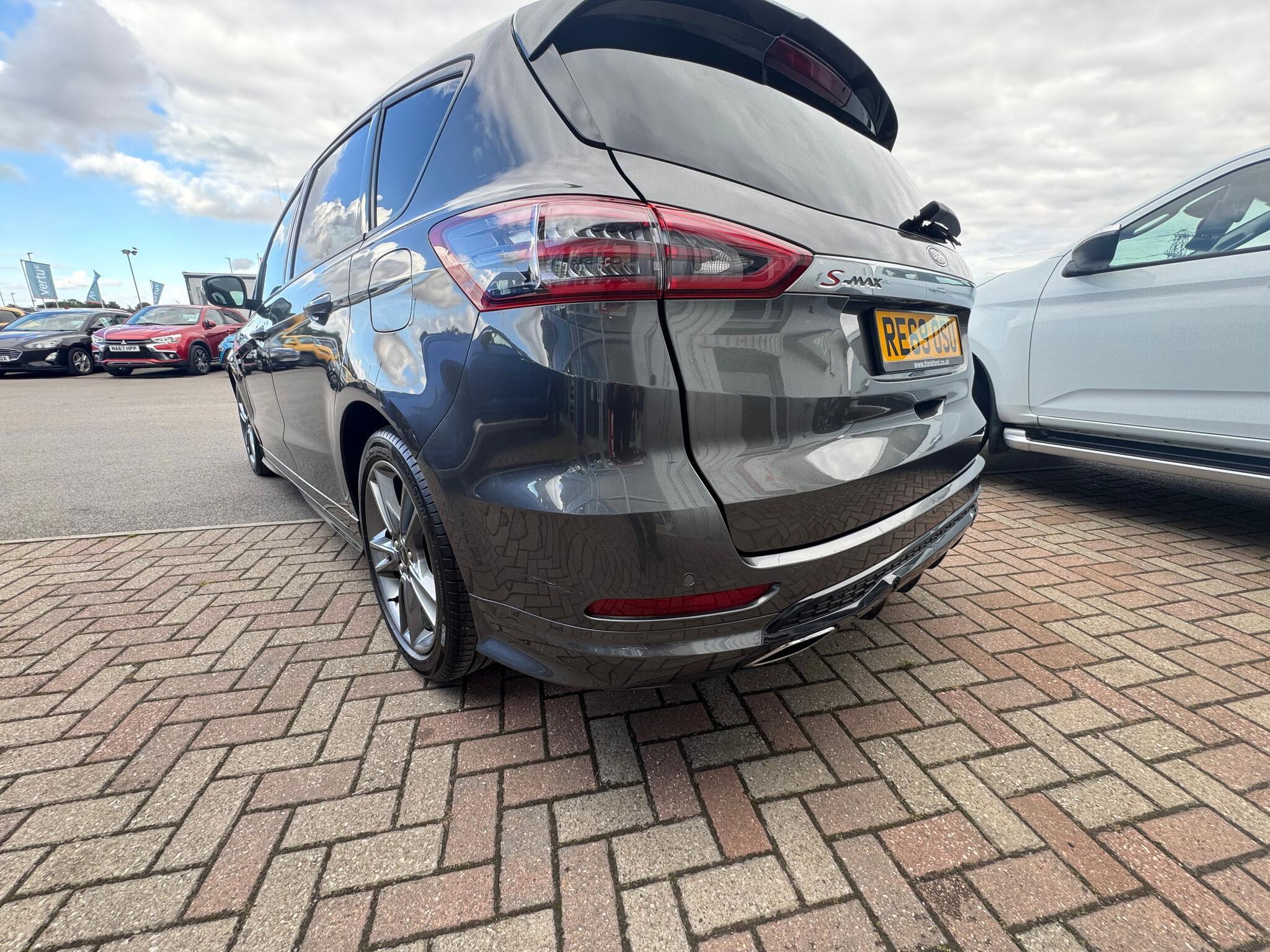 Ford S-MAX - Image 8