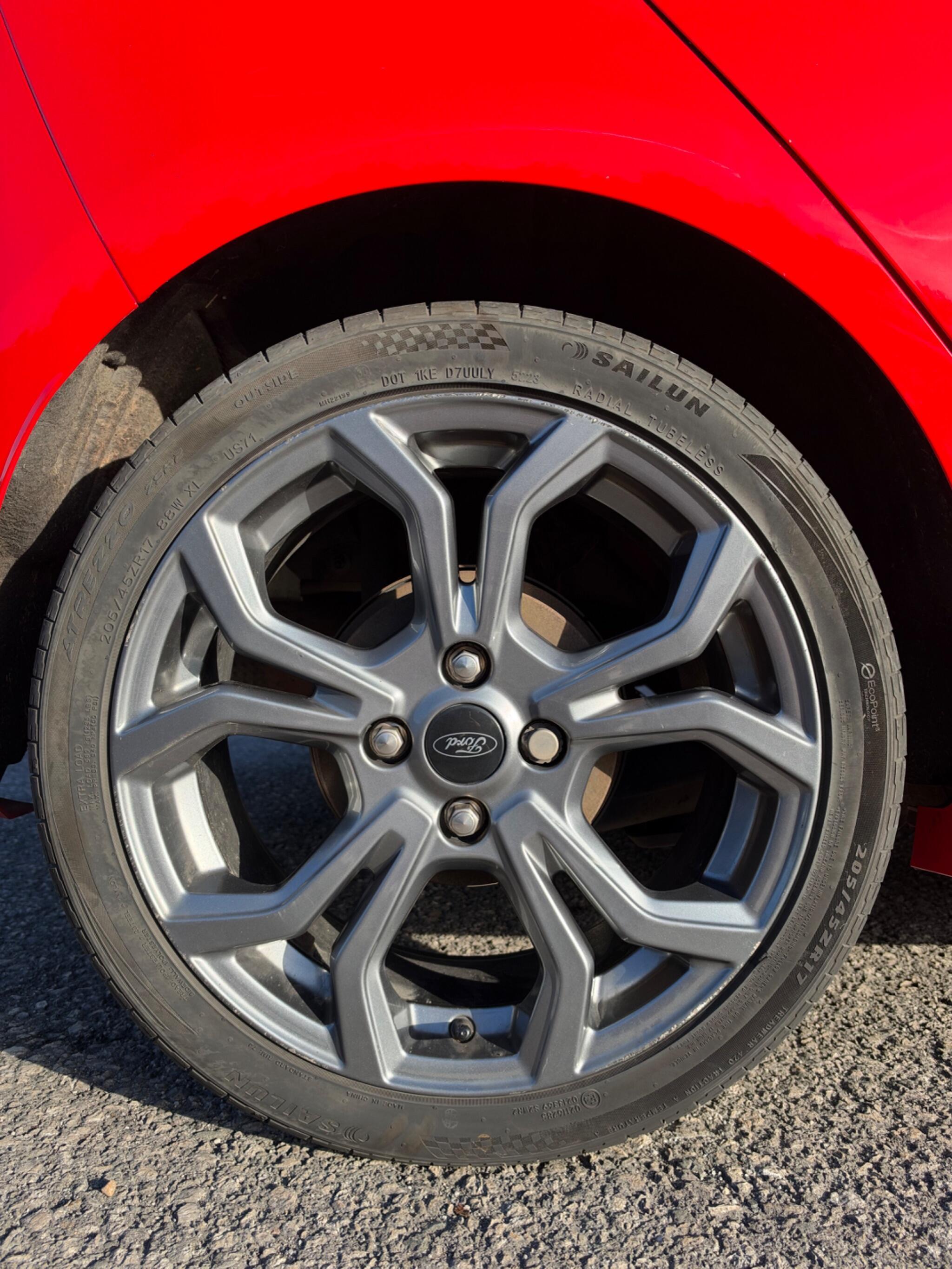 Ford Fiesta - Image 18
