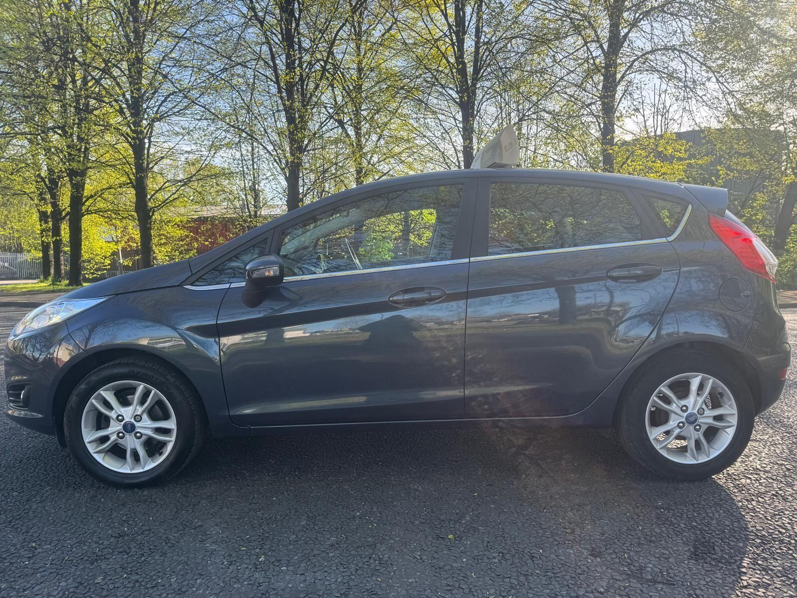 Ford Fiesta - Image 10