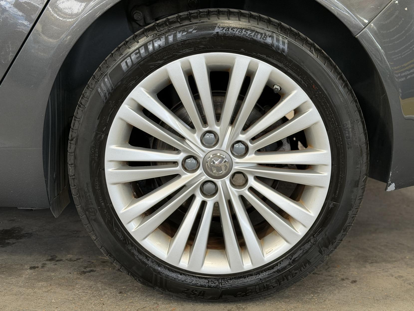 Vauxhall Insignia - Image 18
