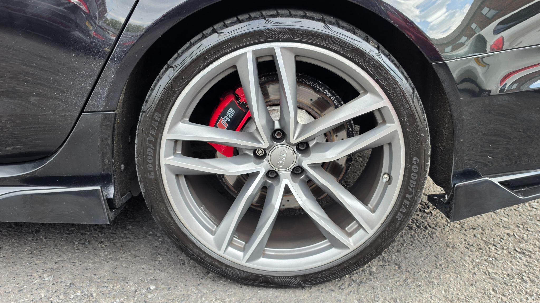 Audi Rs6 Avant - Image 14