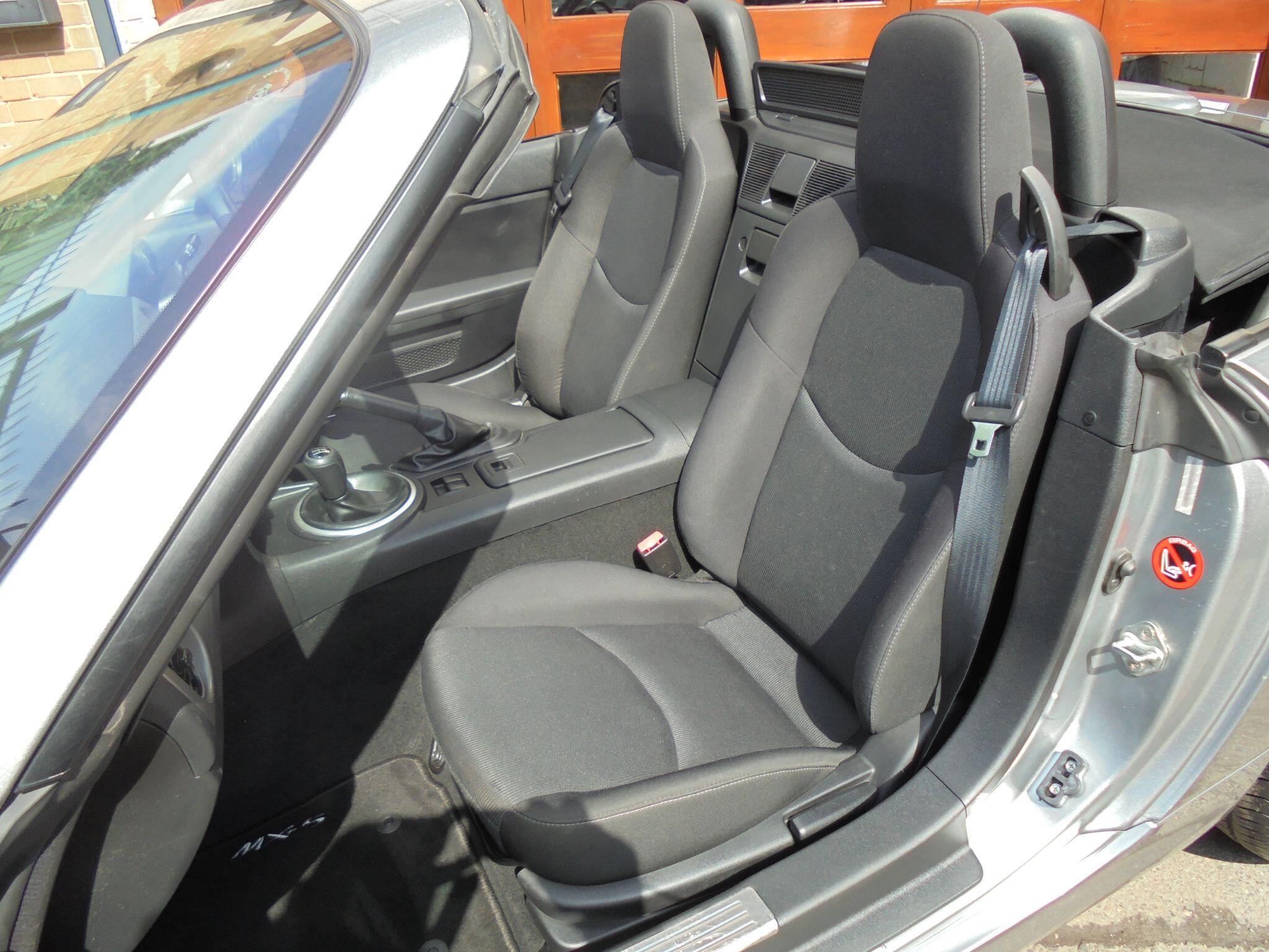 Mazda MX-5 - Image 14