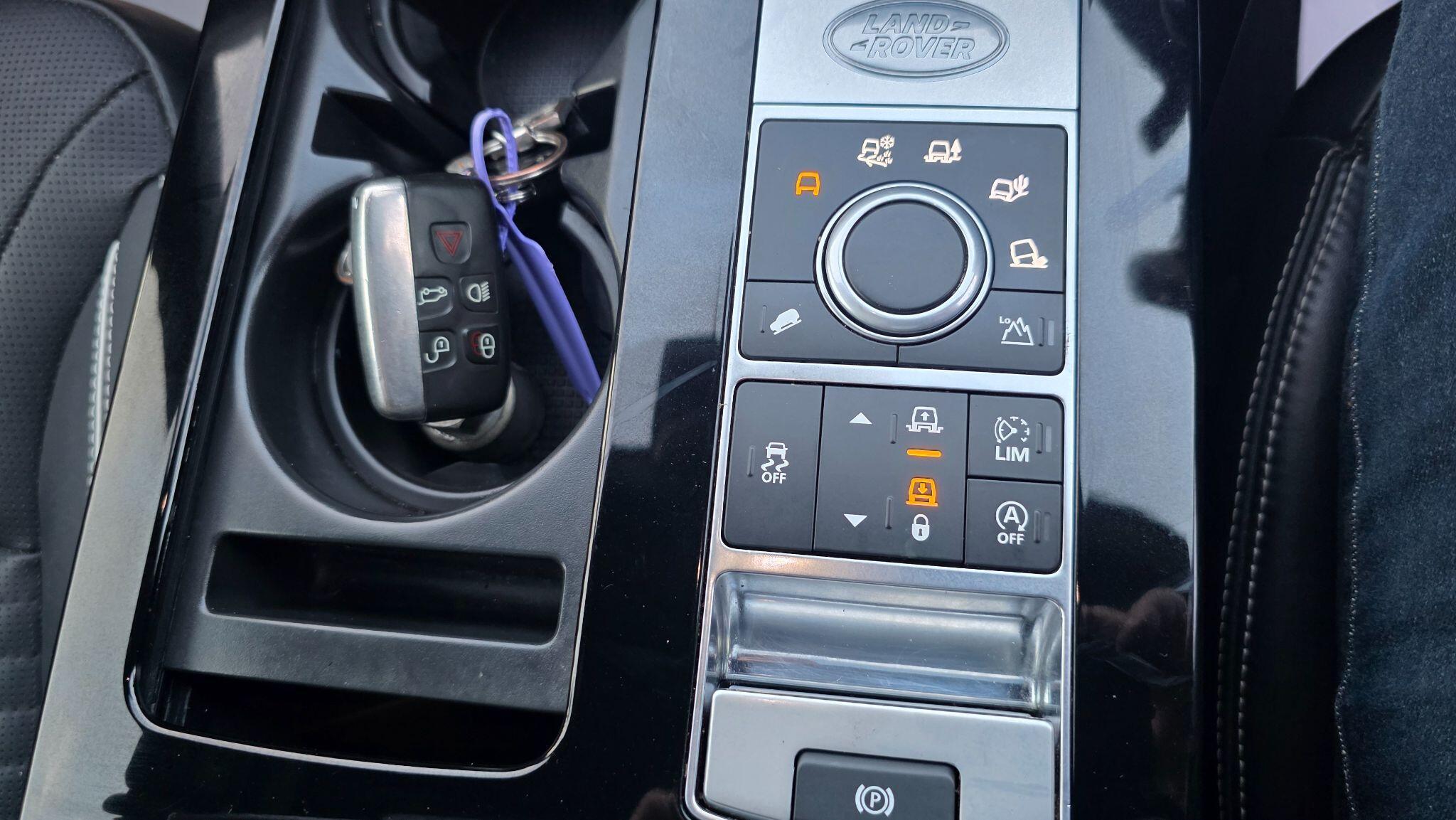 Land Rover Discovery - Image 37