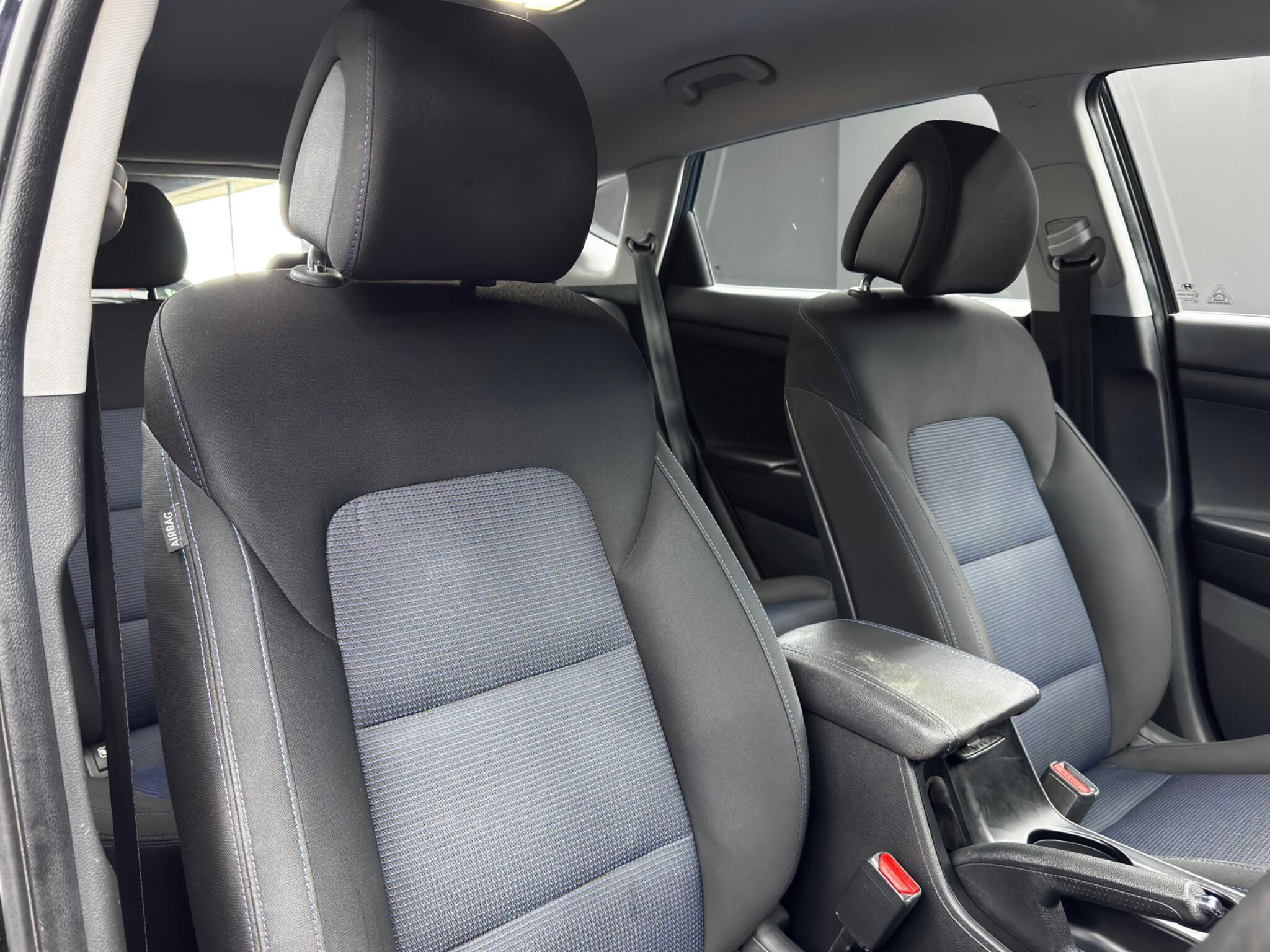 Hyundai Tucson - Image 12