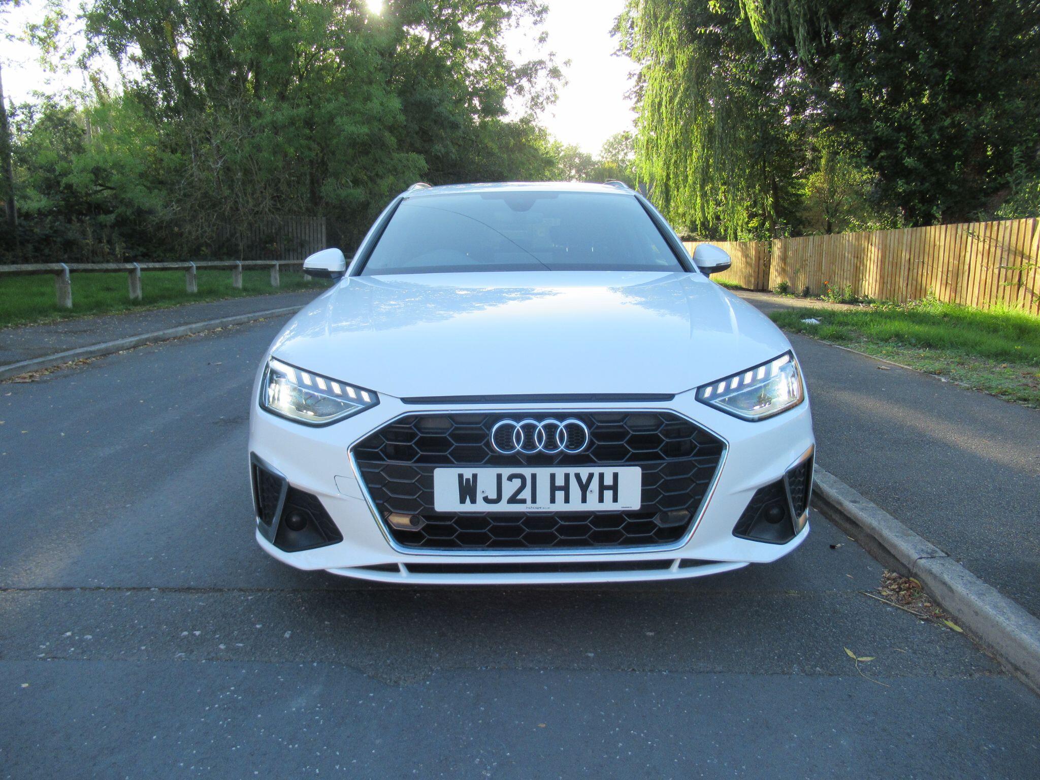 Audi A4 Avant - Image 10