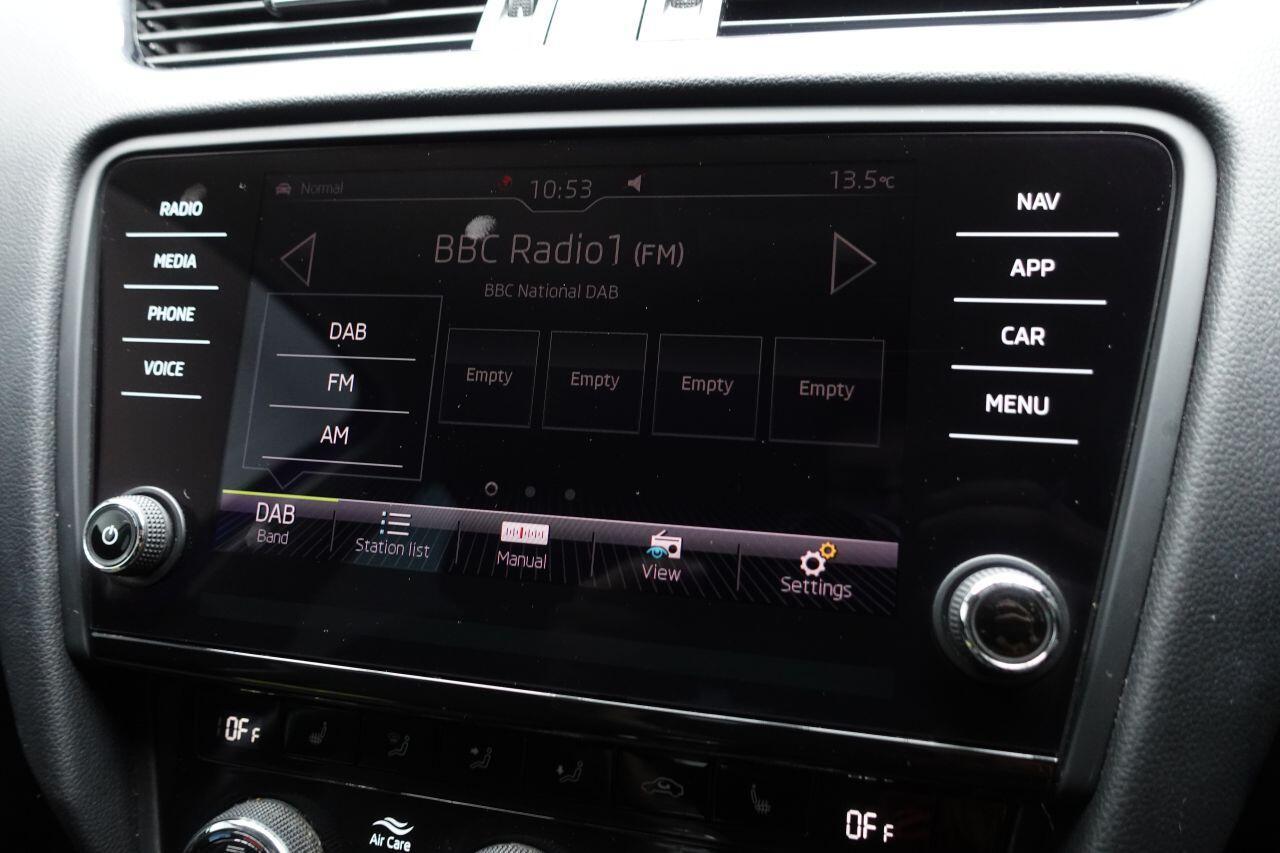 Skoda Octavia - Image 27