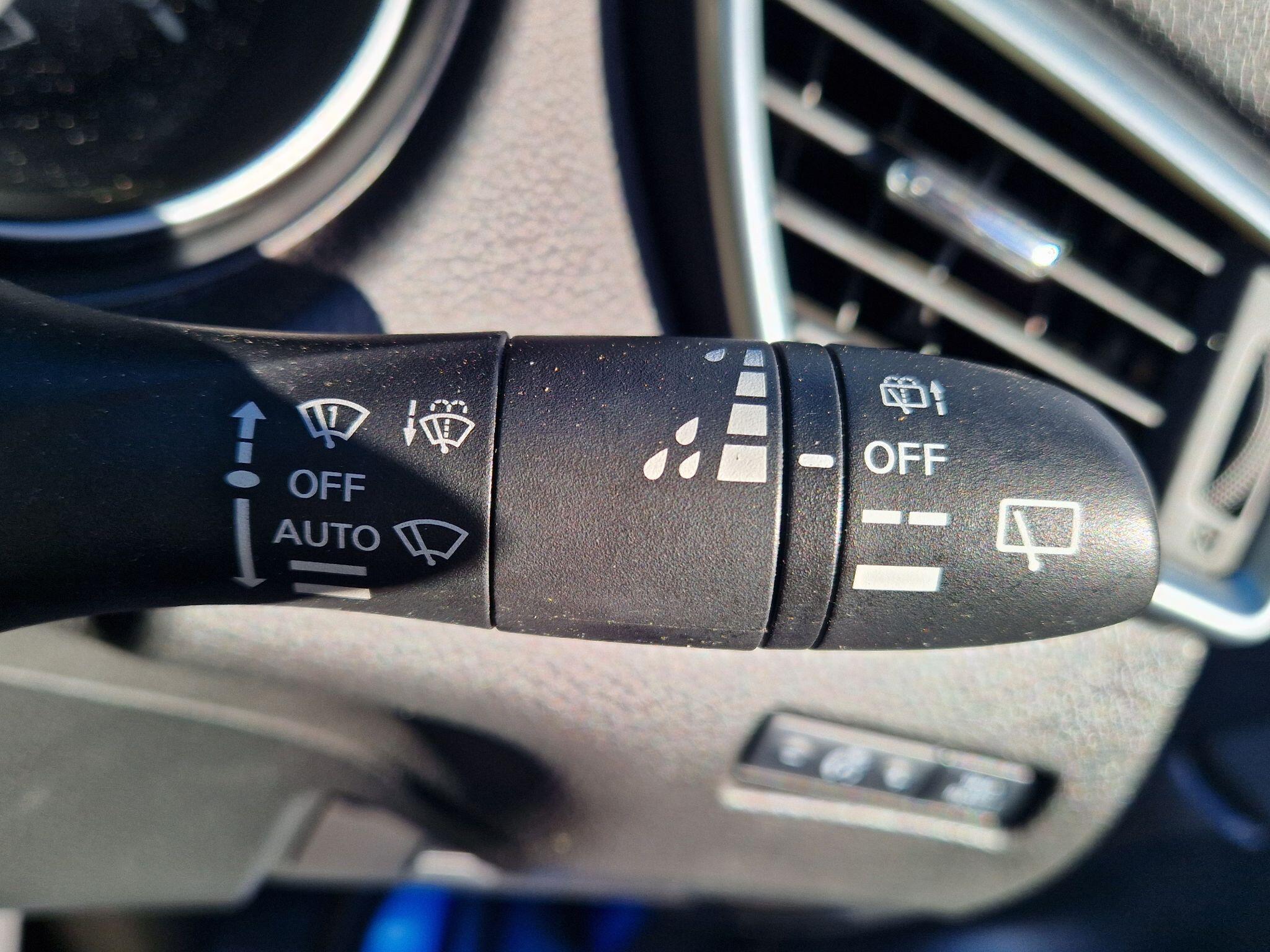 Nissan Qashqai - Image 36