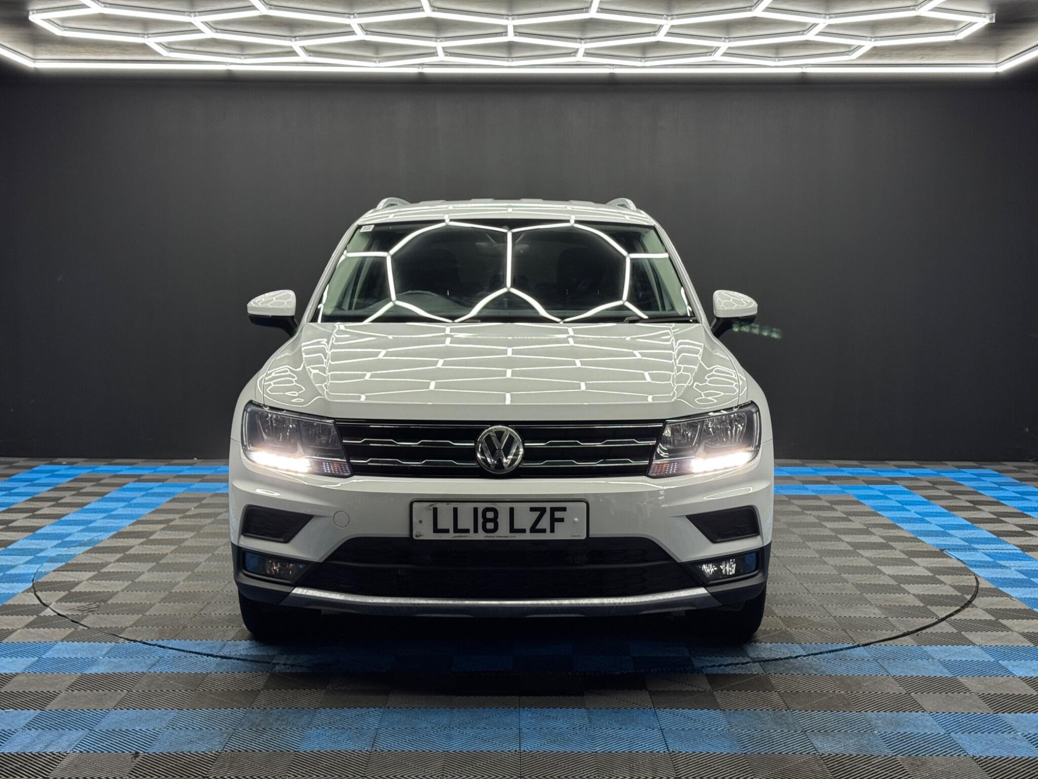 Volkswagen Tiguan Allspace - Image 2