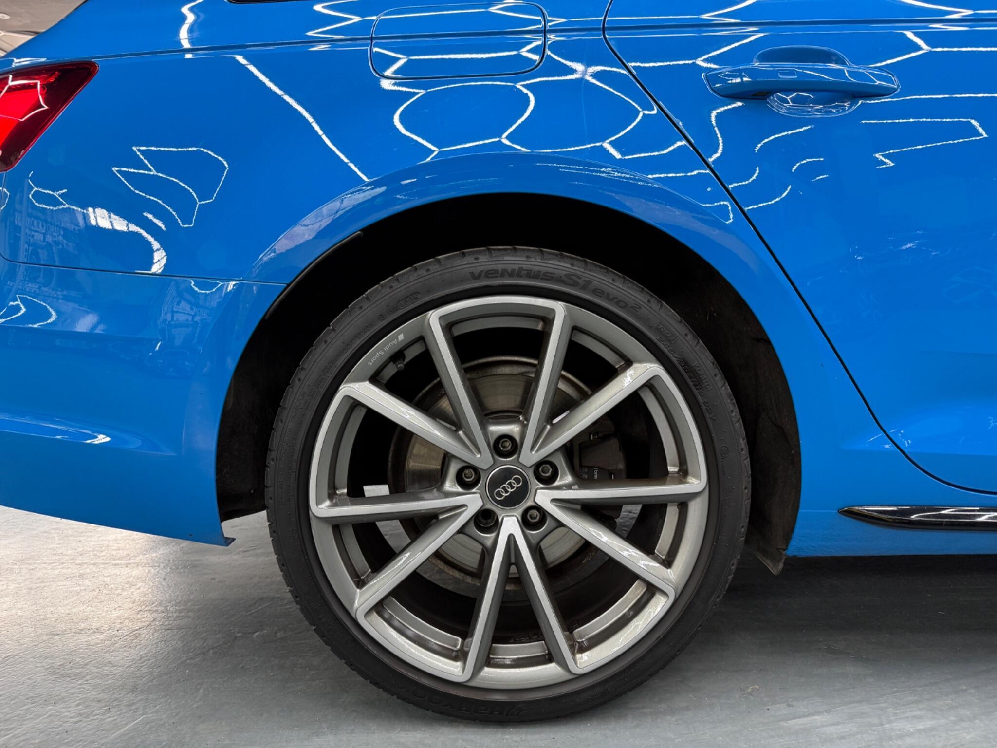 Audi A4 Avant - Image 18