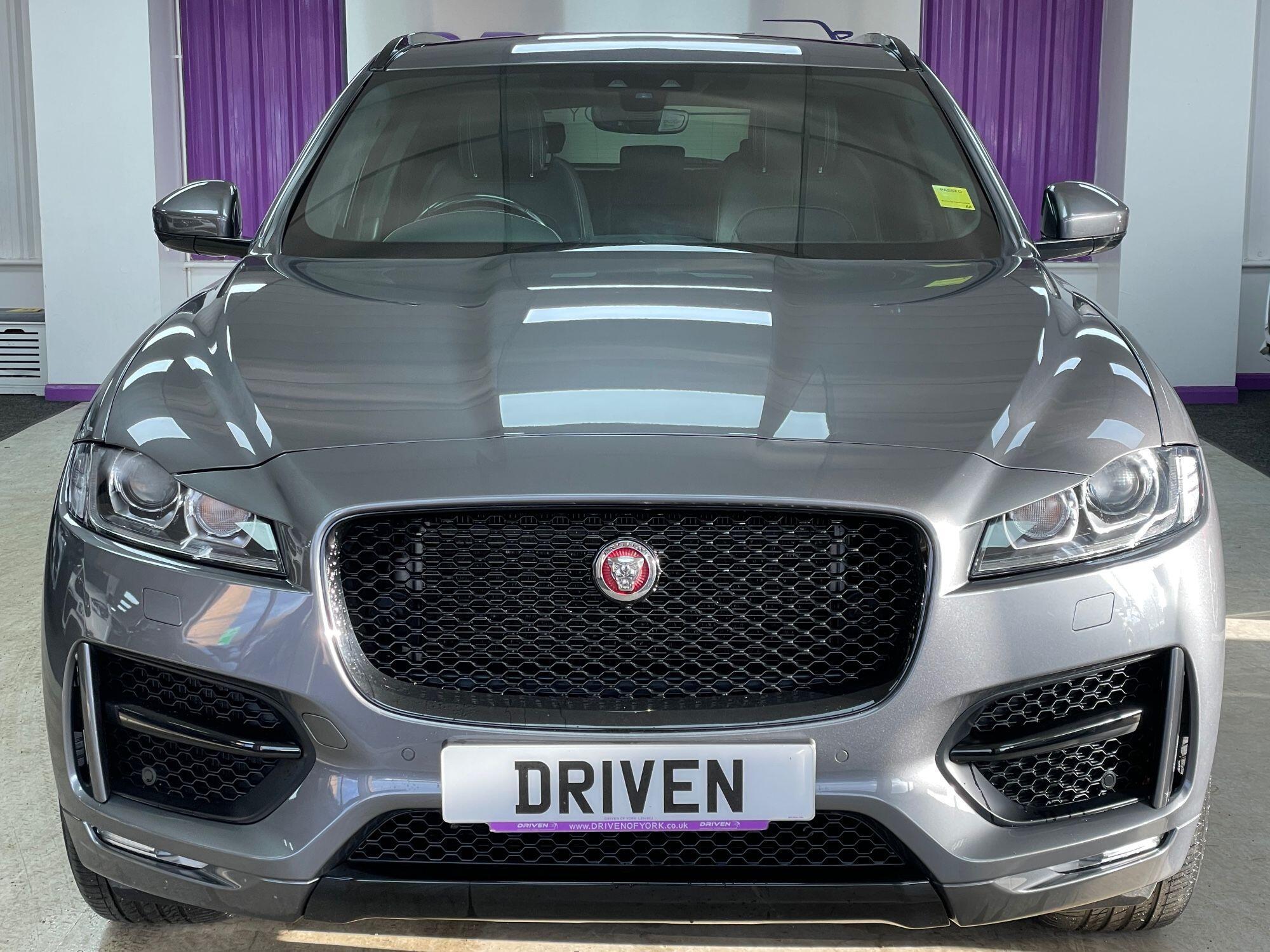 Jaguar F-Pace - Image 8