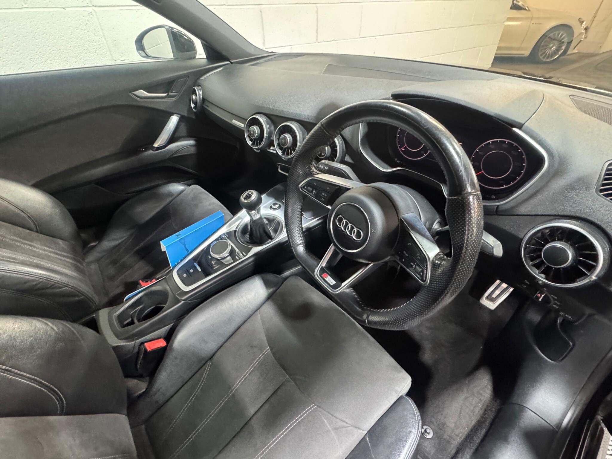 Audi TT - Image 9