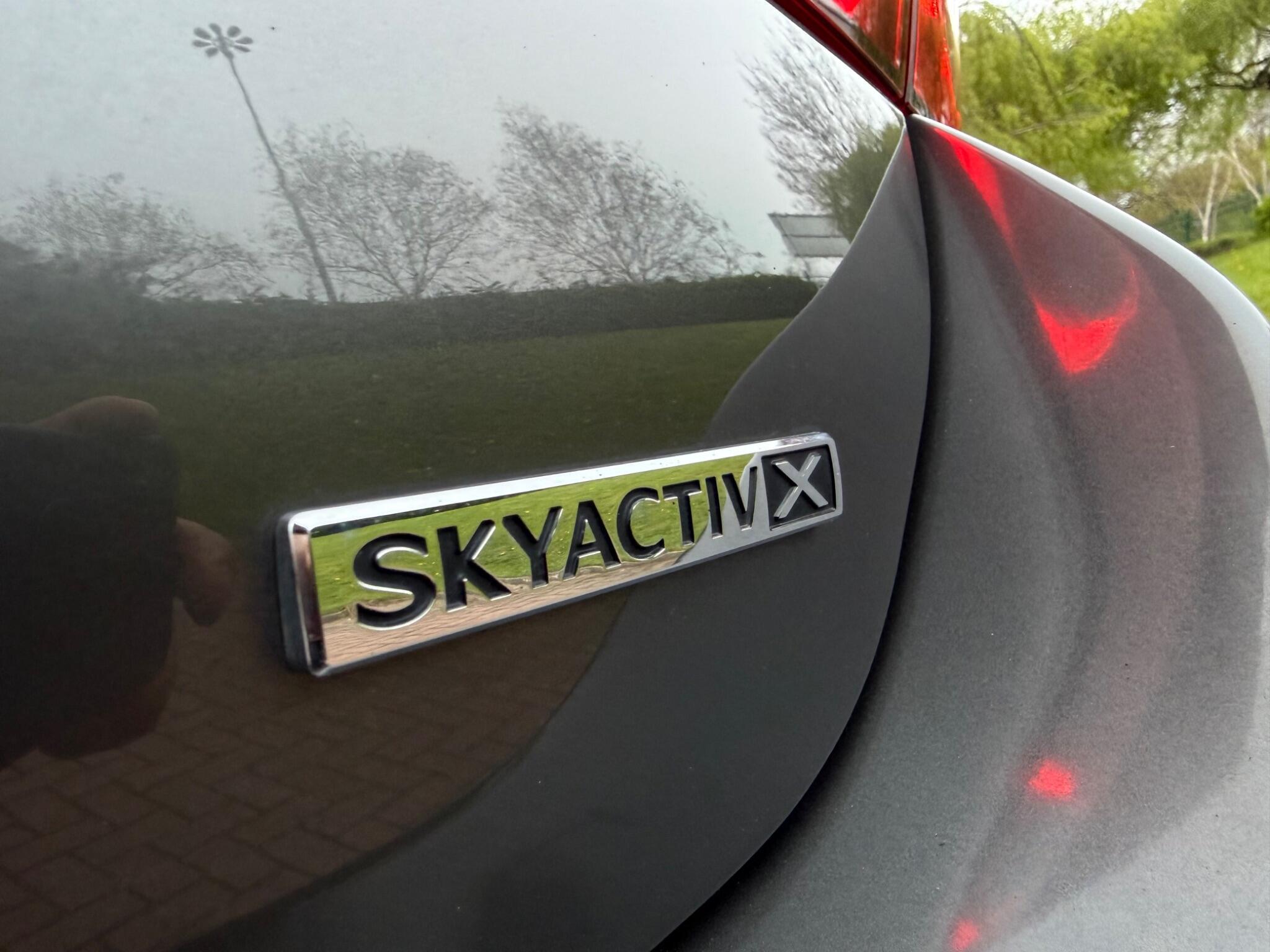 Mazda MAZDA3 - Image 13