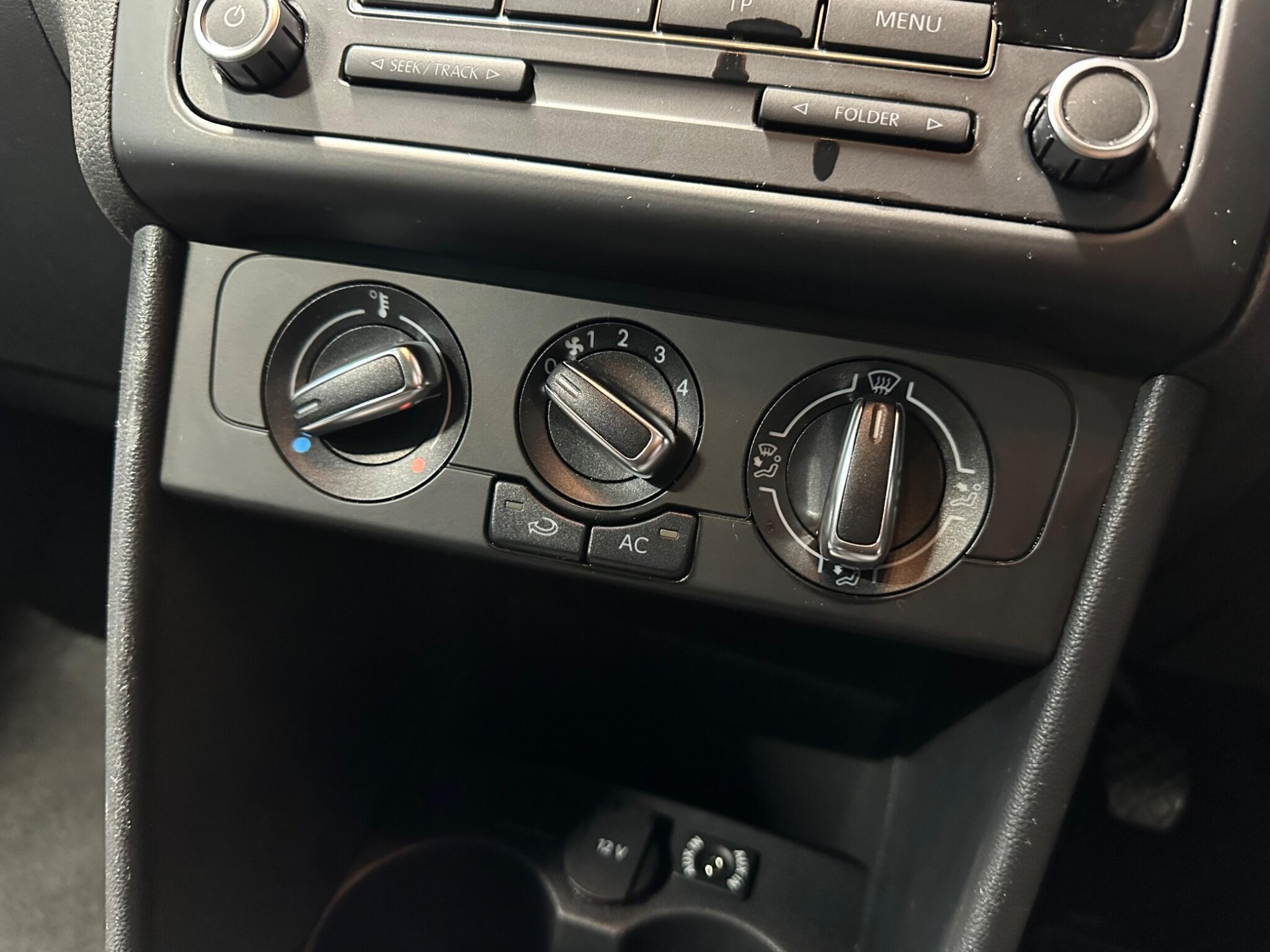 Volkswagen Polo - Image 13