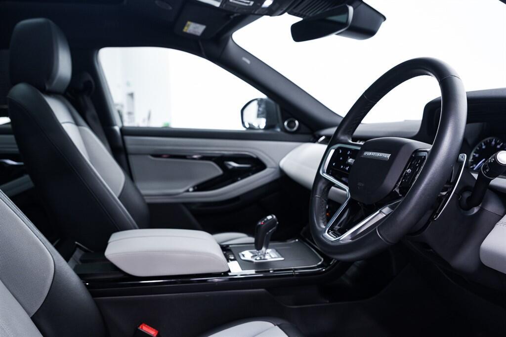Land Rover Range Rover Evoque - Image 13