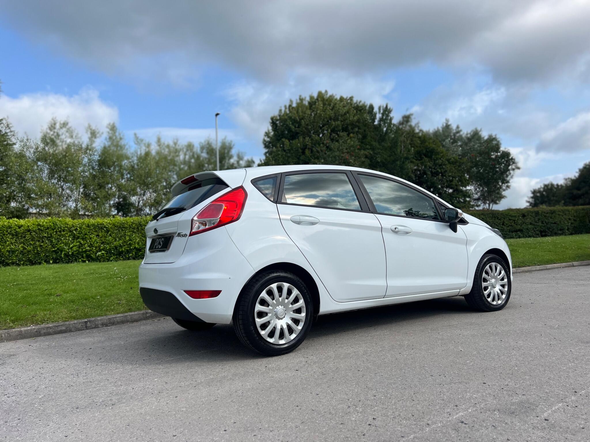 Ford Fiesta - Image 27