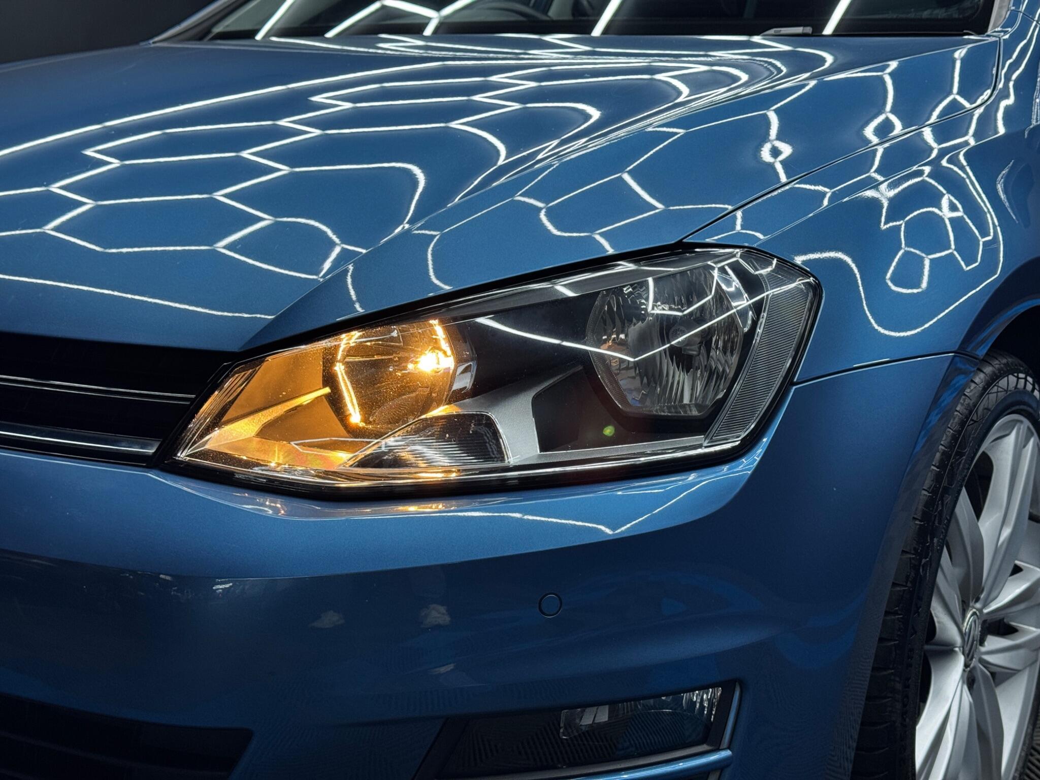 Volkswagen Golf - Image 46