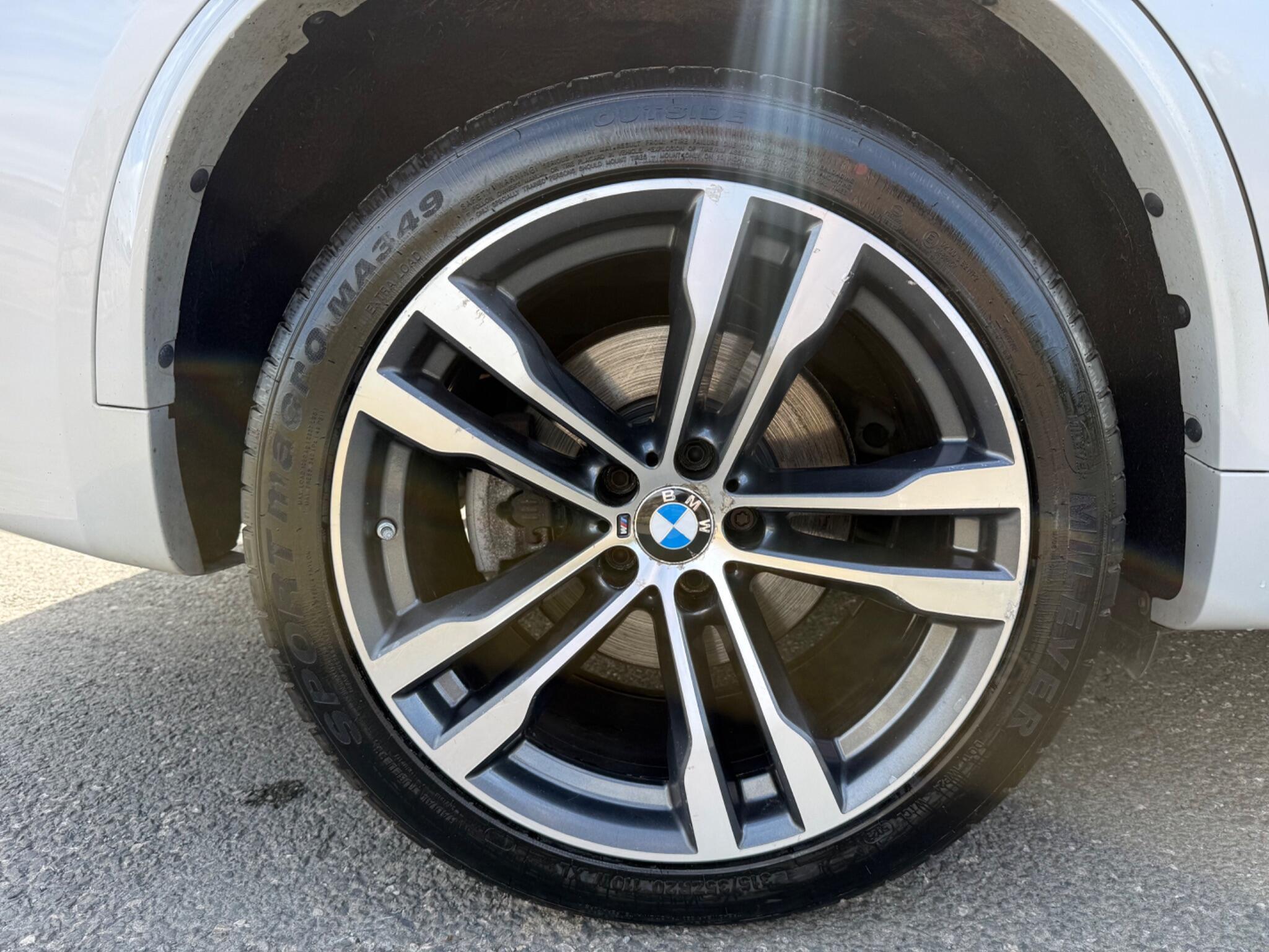 BMW X5 - Image 9