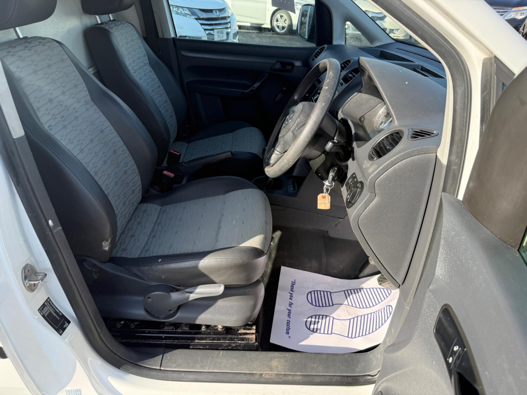 Volkswagen Caddy - Image 17