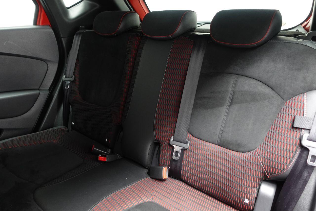 Renault Captur - Image 18