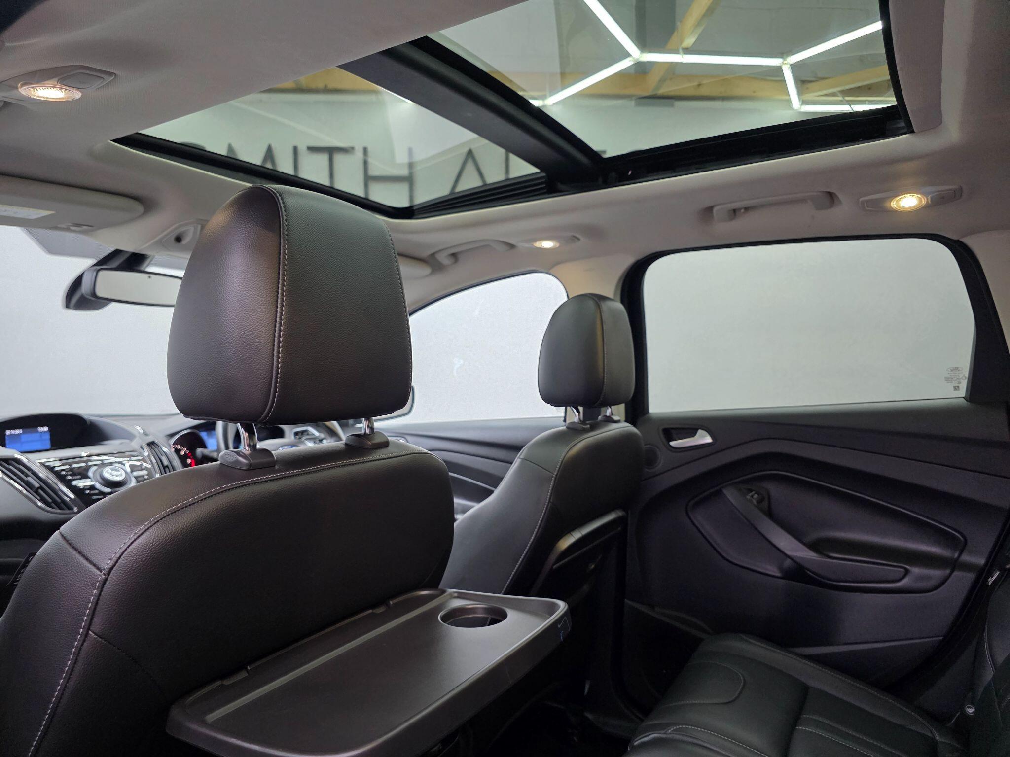 Ford Kuga - Image 37