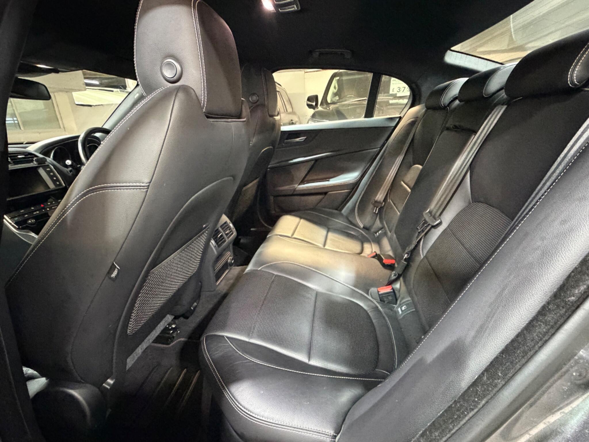 Jaguar XE - Image 12