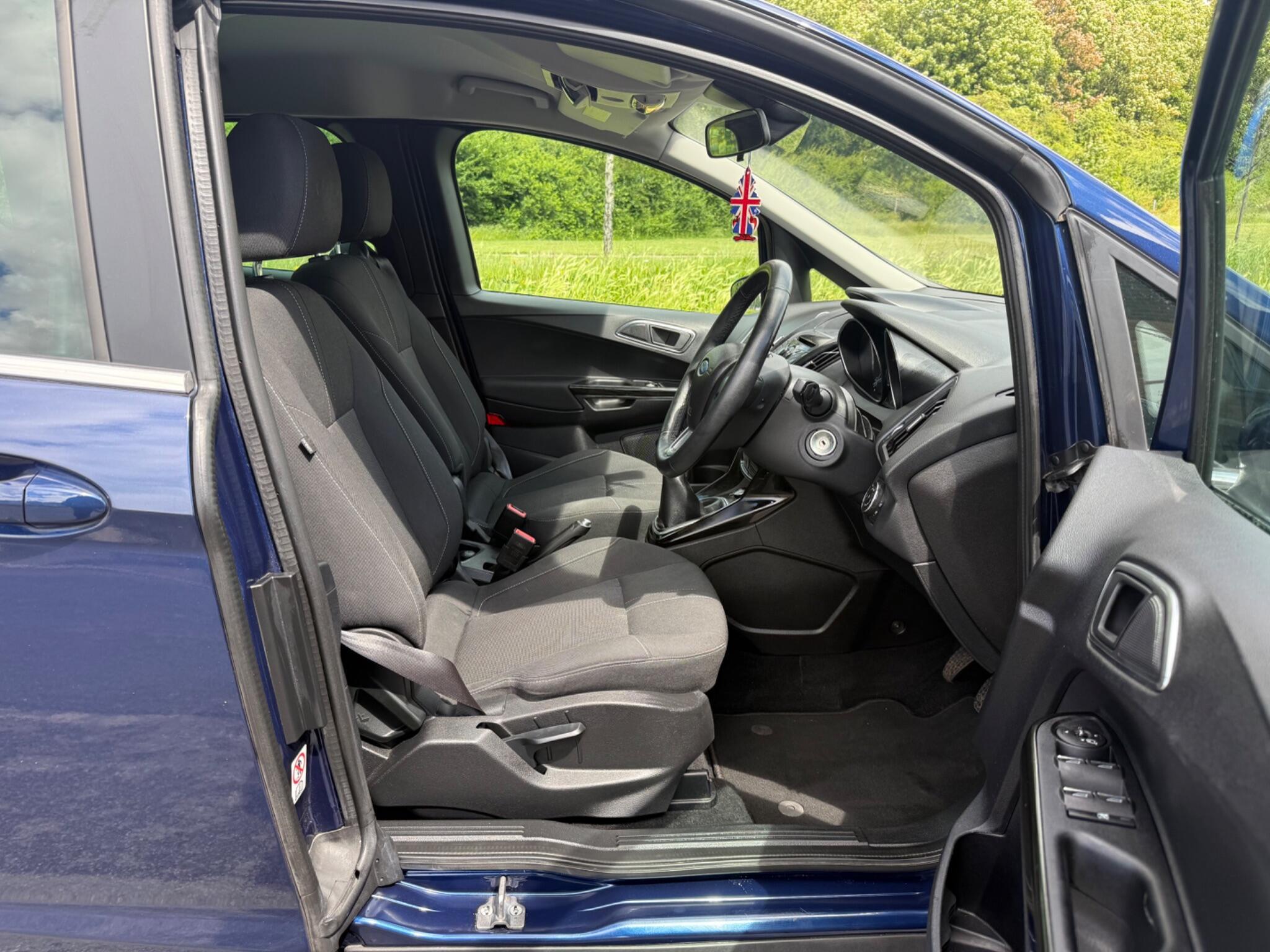 Ford B-Max - Image 17