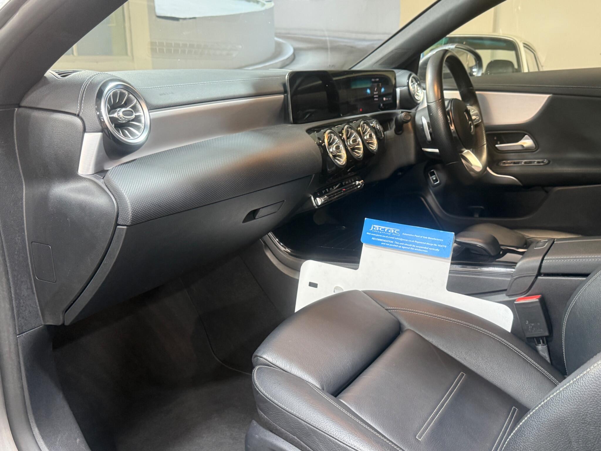 Mercedes CLA - Image 10