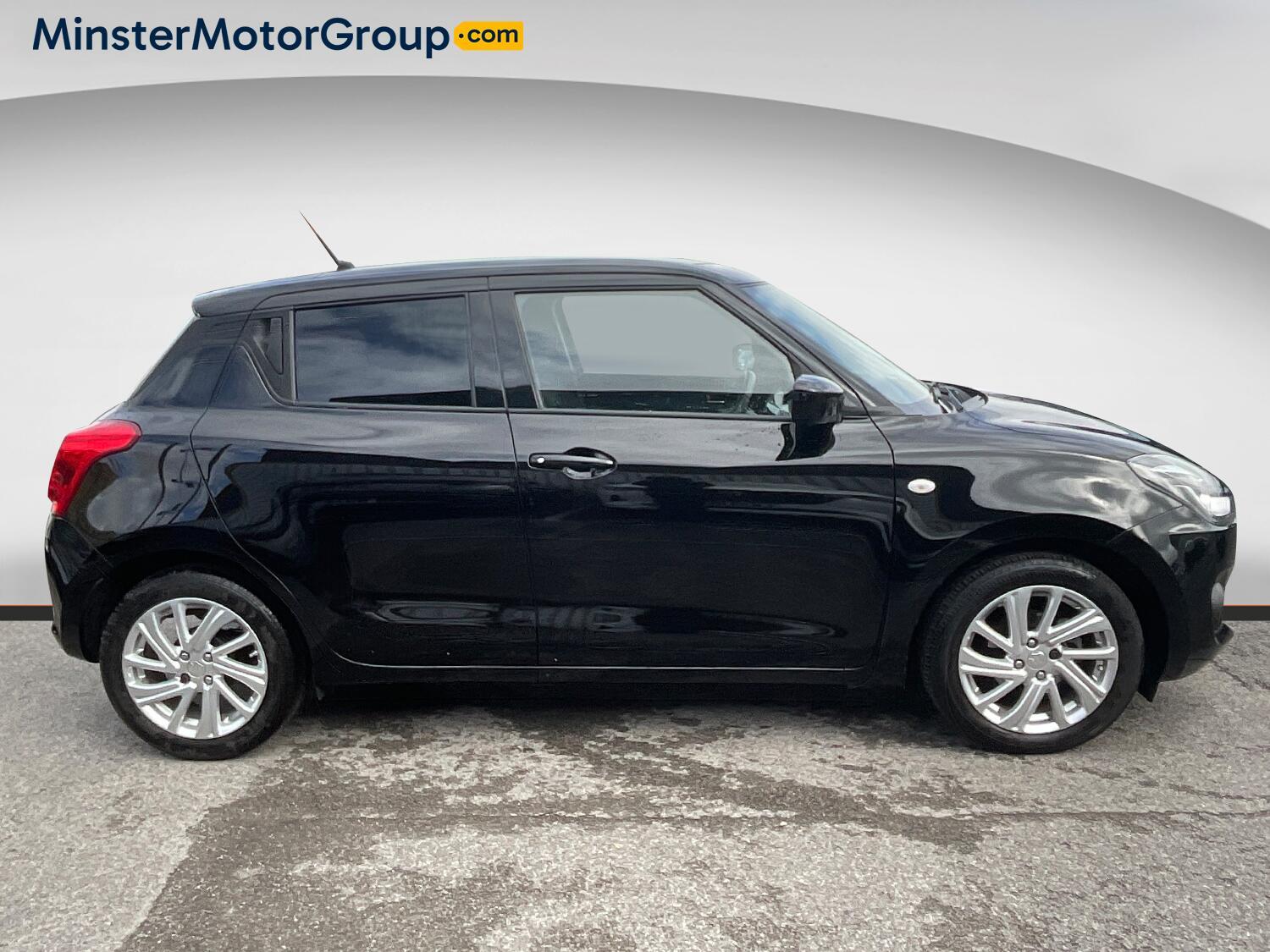 Suzuki Swift - Image 2